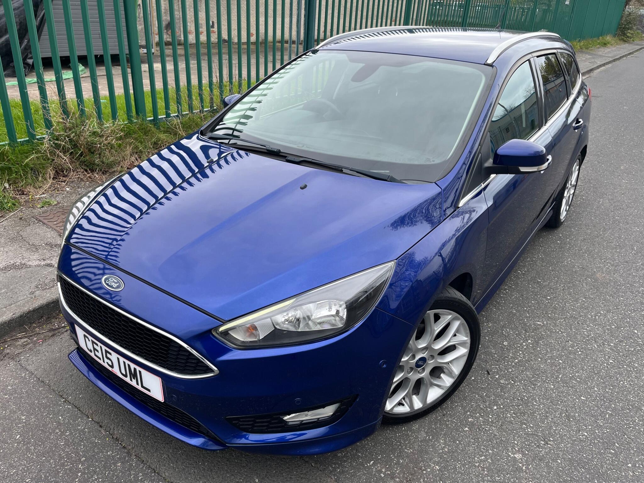 Ford Focus - Image 17