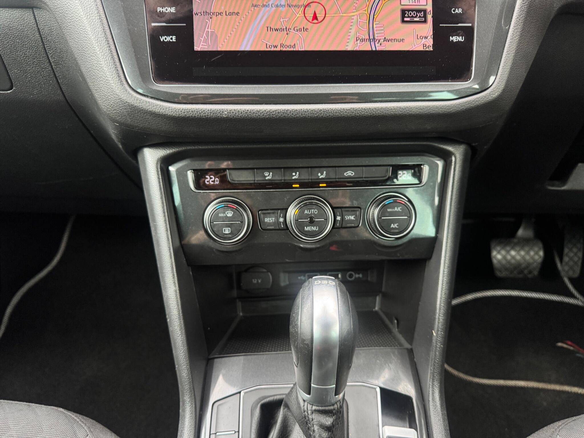 Volkswagen Tiguan - Image 48