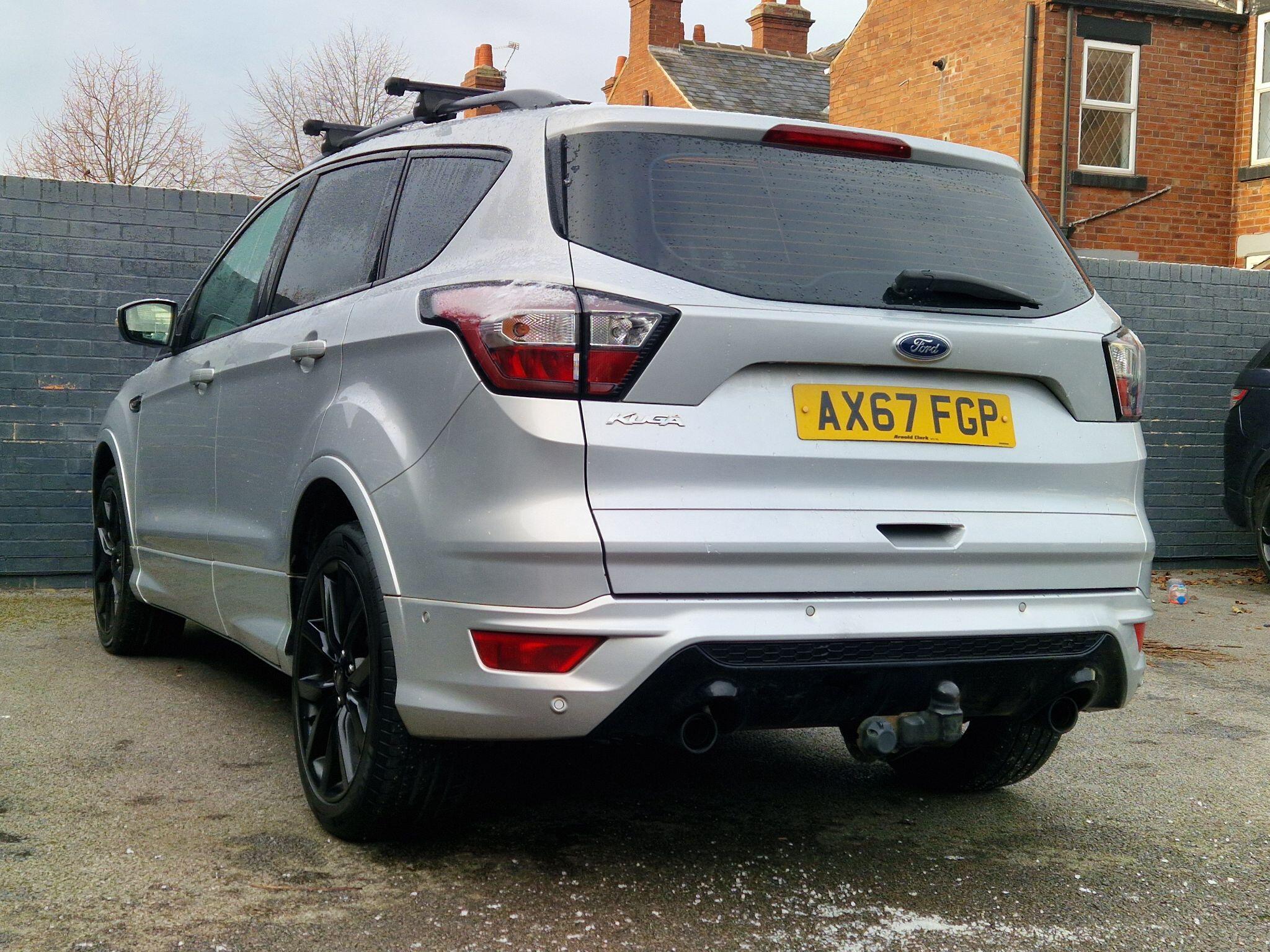 Ford Kuga - Image 22