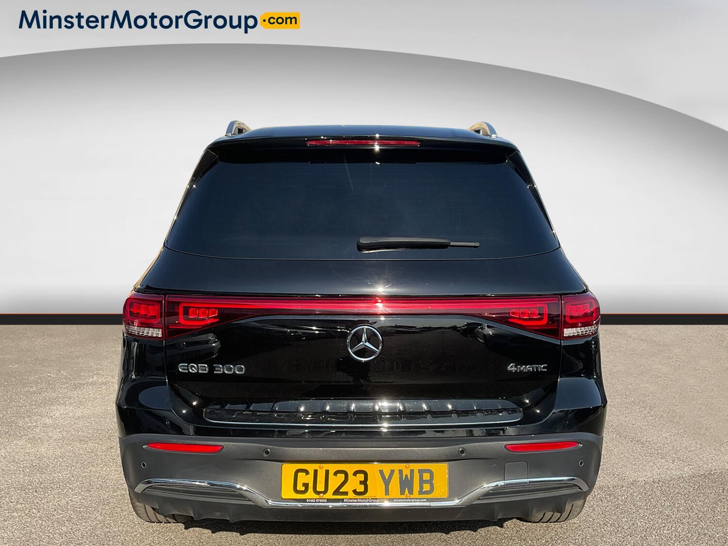 Mercedes Eqb - Image 3