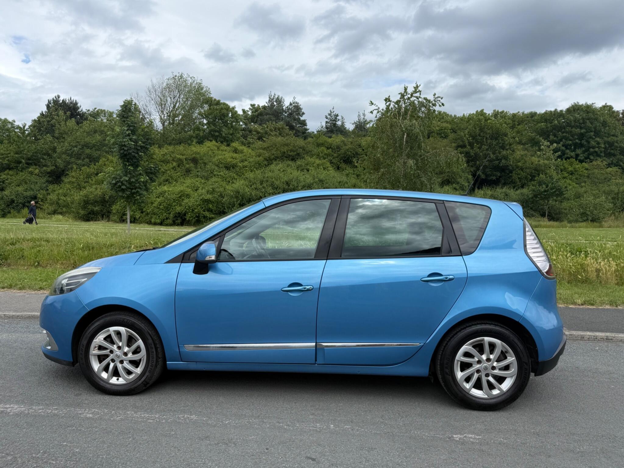 Renault Scenic - Image 5