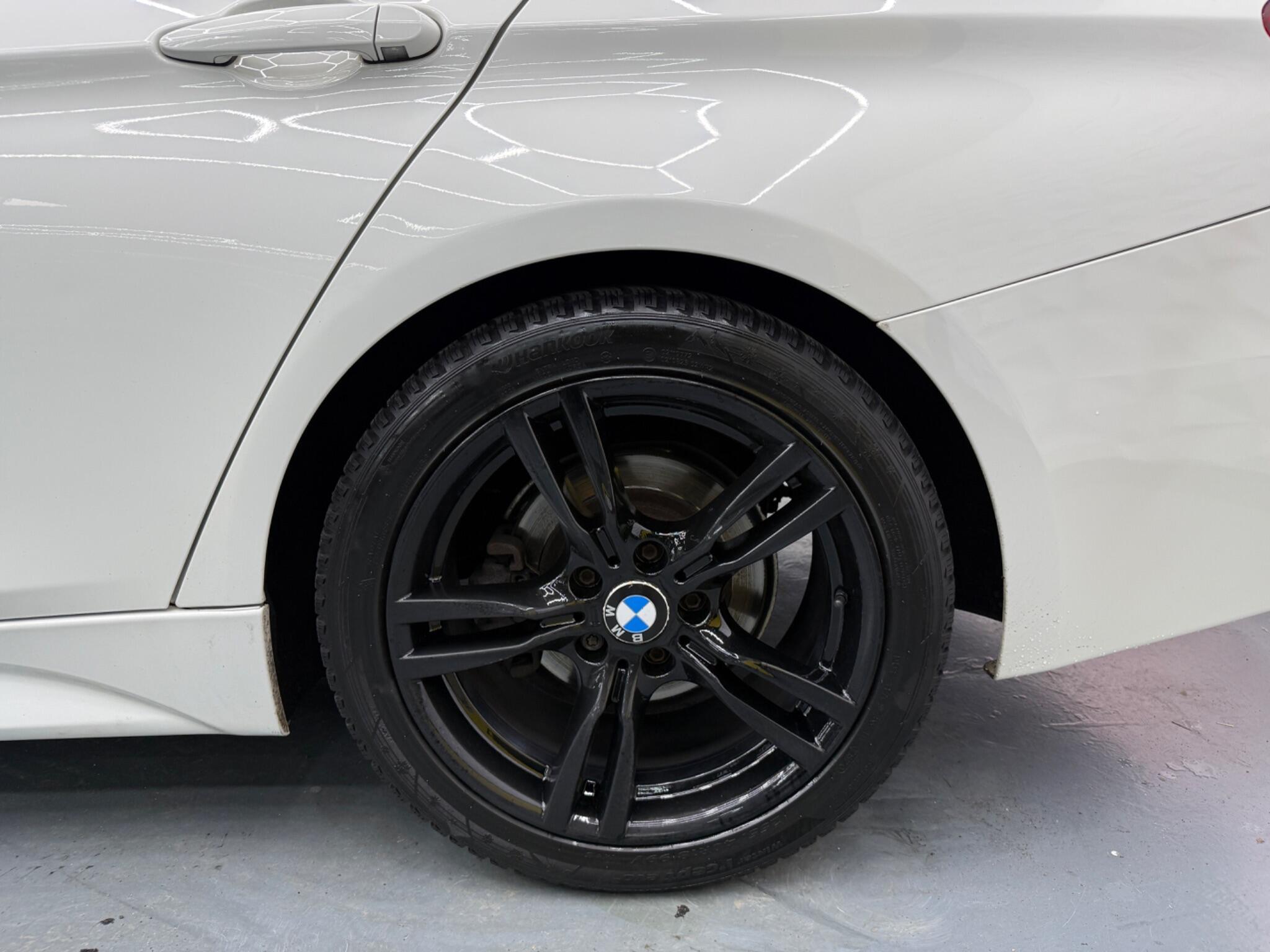 BMW 3 Series - Image 8
