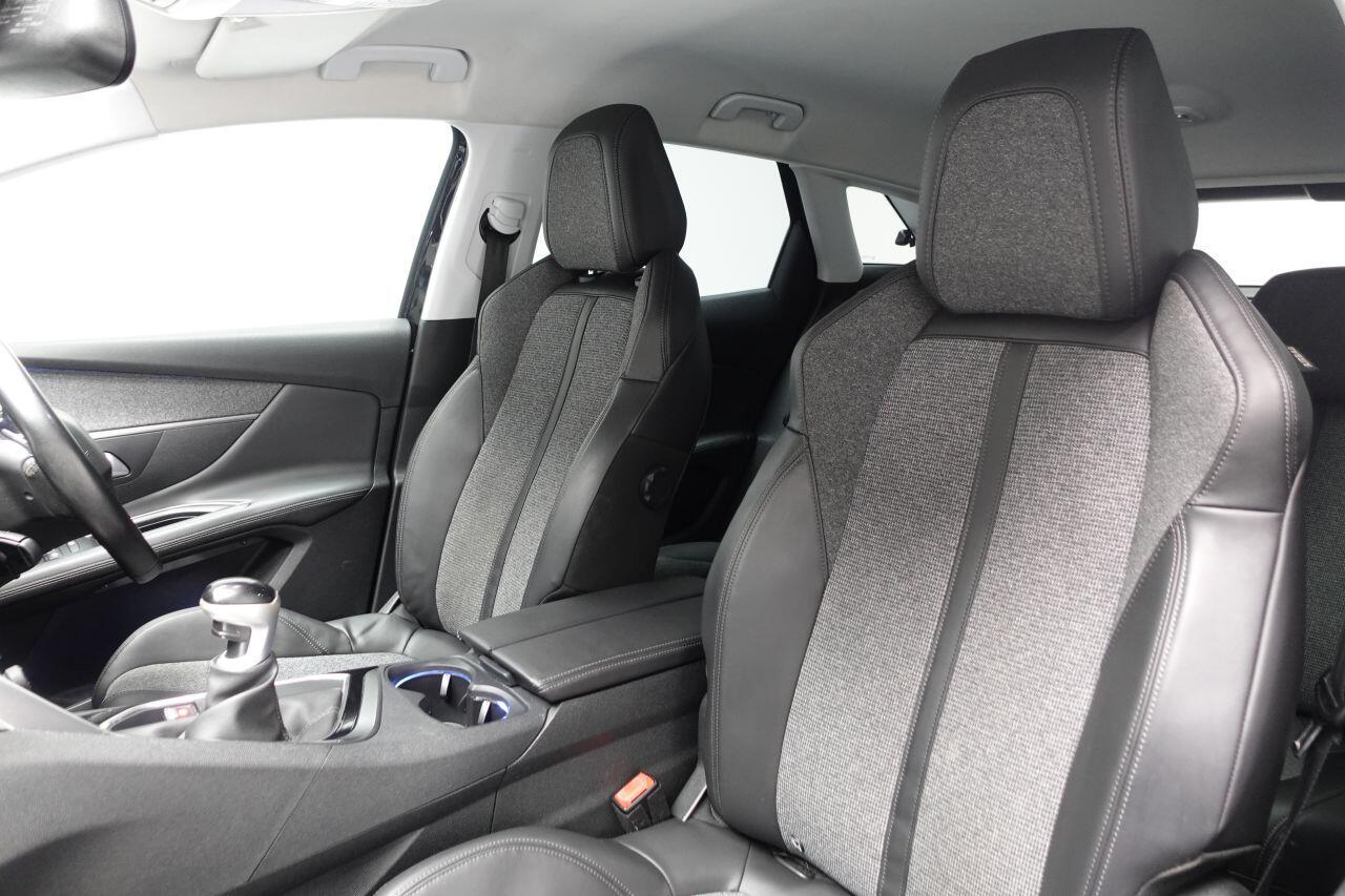 Peugeot 3008 - Image 17
