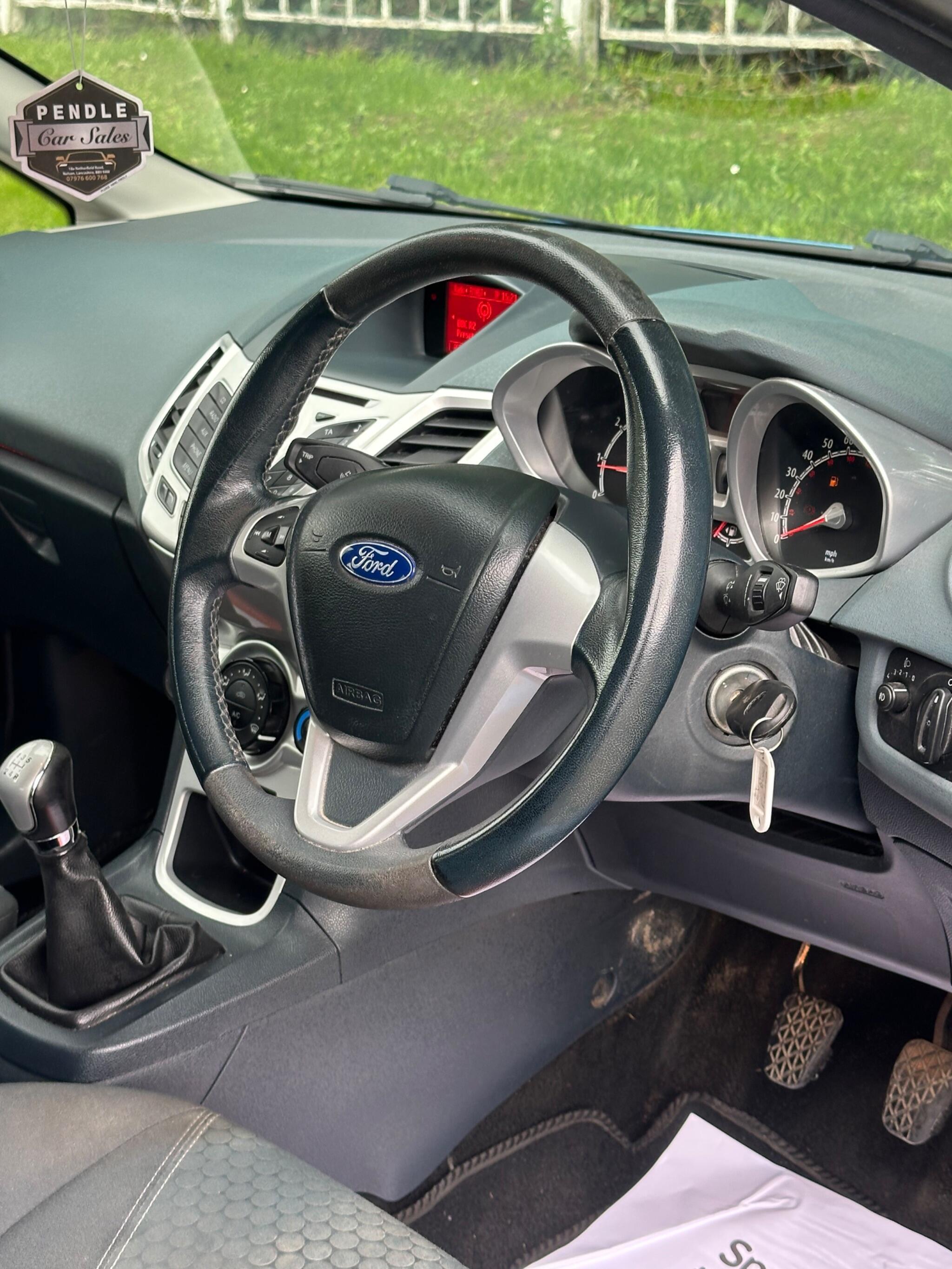 Ford Fiesta - Image 17