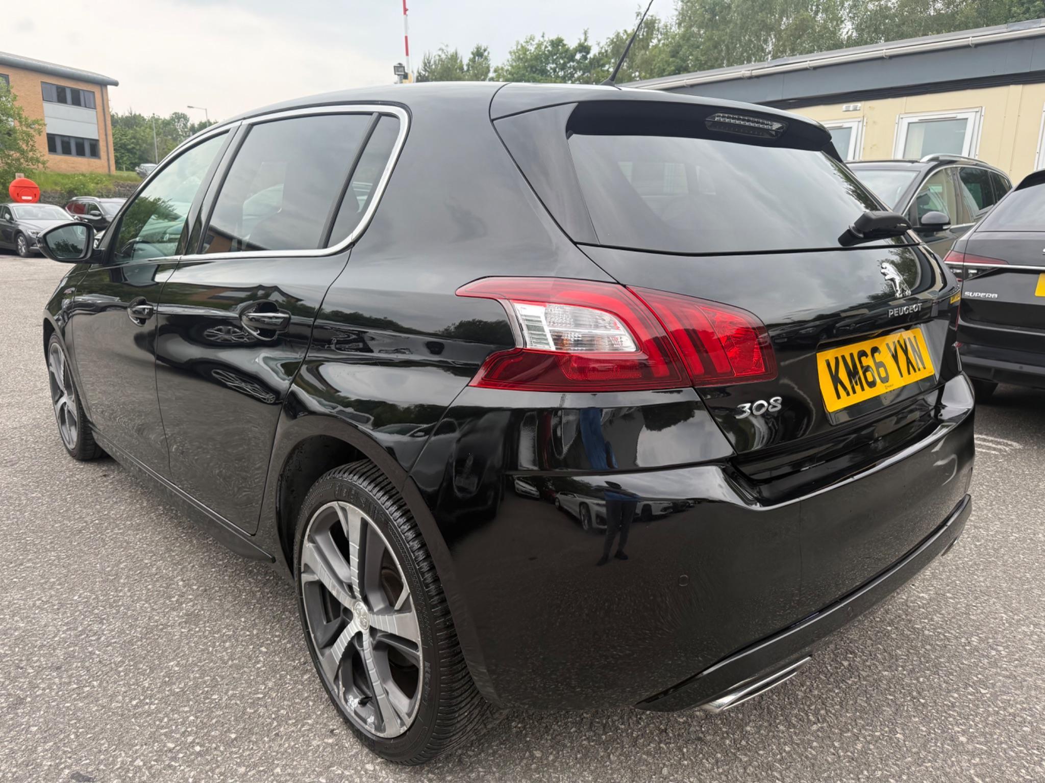 Peugeot 308 - Image 10