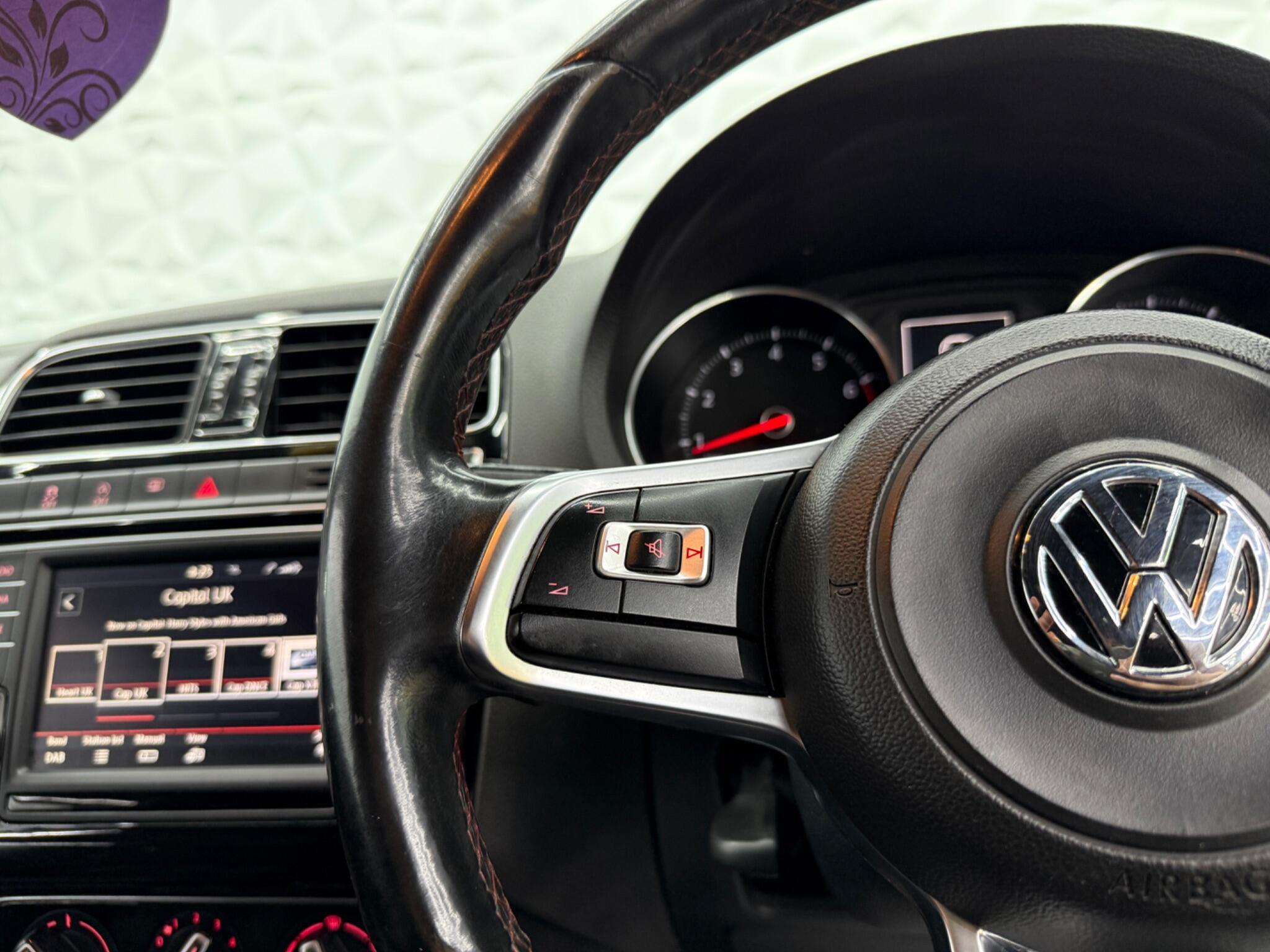 Volkswagen Polo - Image 29