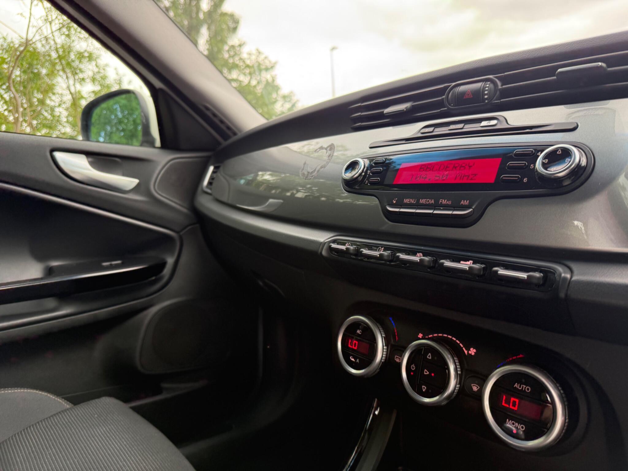 Alfa Romeo Giulietta - Image 16
