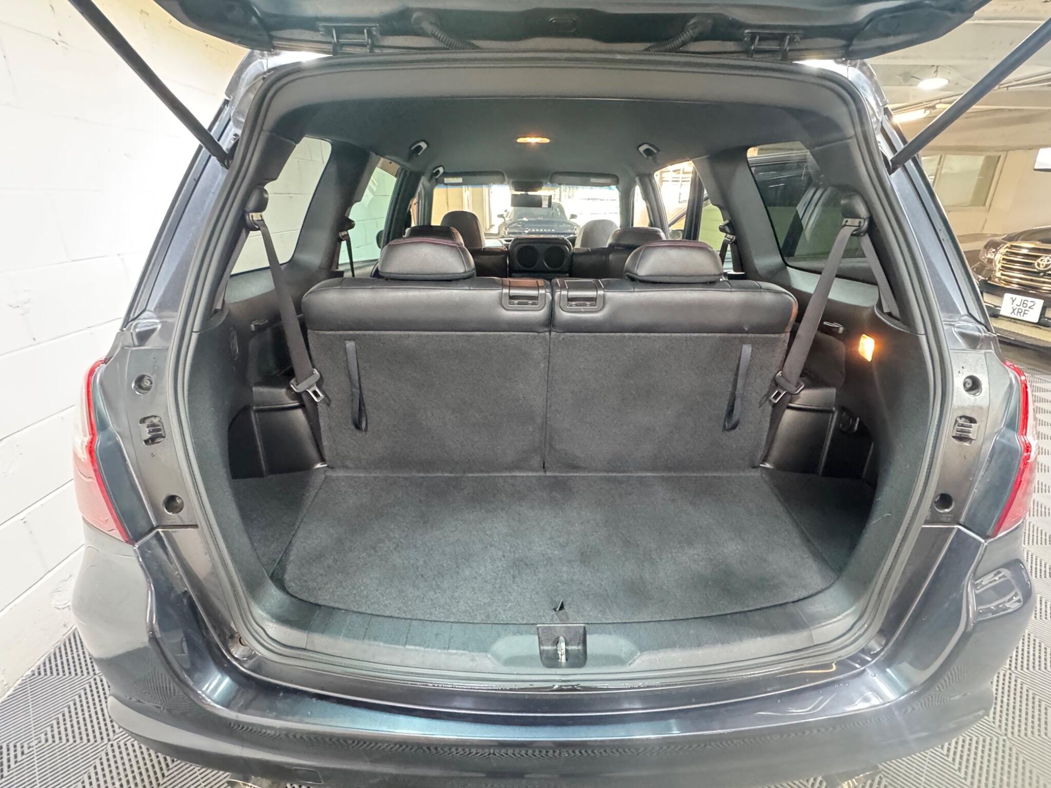 Subaru Exiga - Image 14