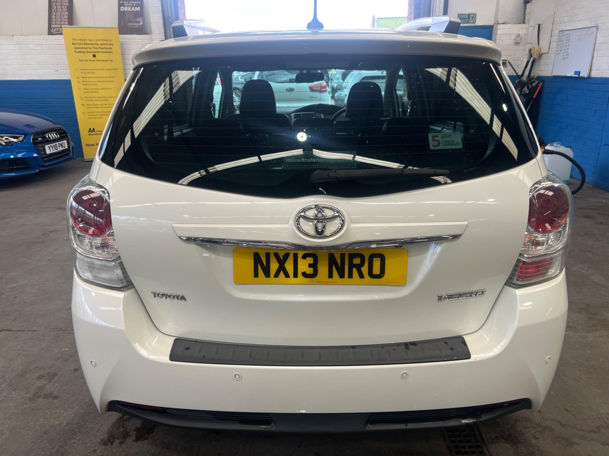 Toyota Verso - Image 6