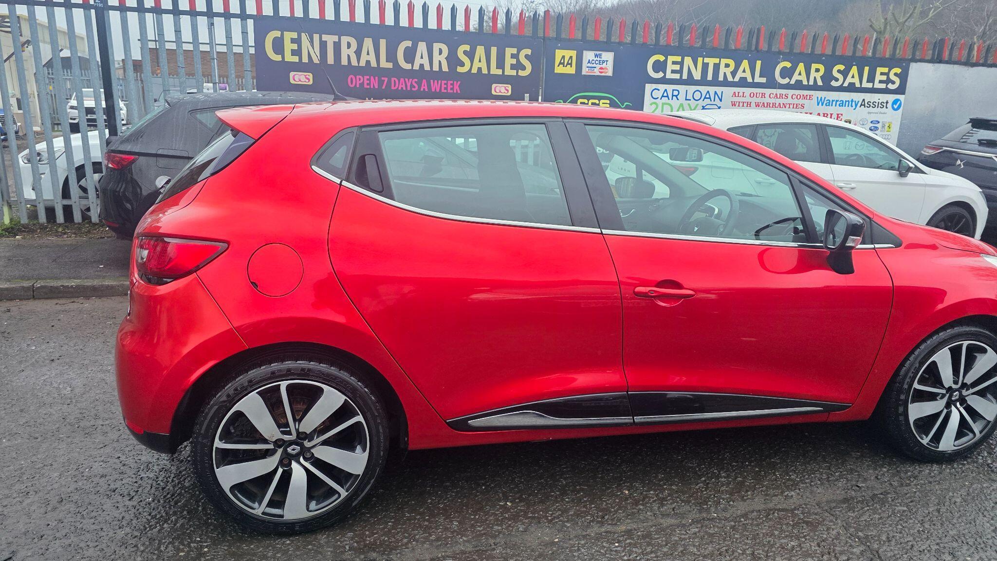 Renault Clio - Image 11