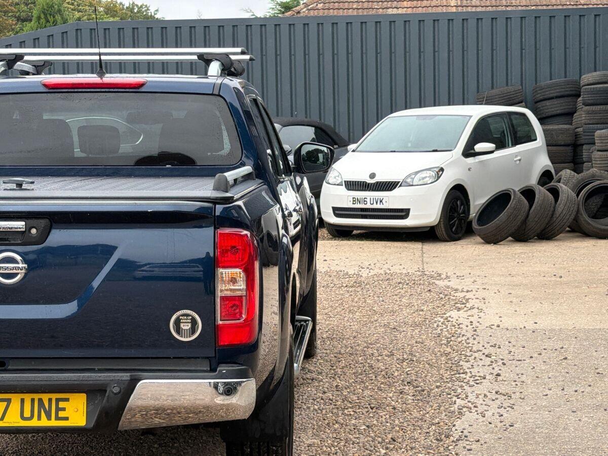 Nissan NAVARA - Image 15