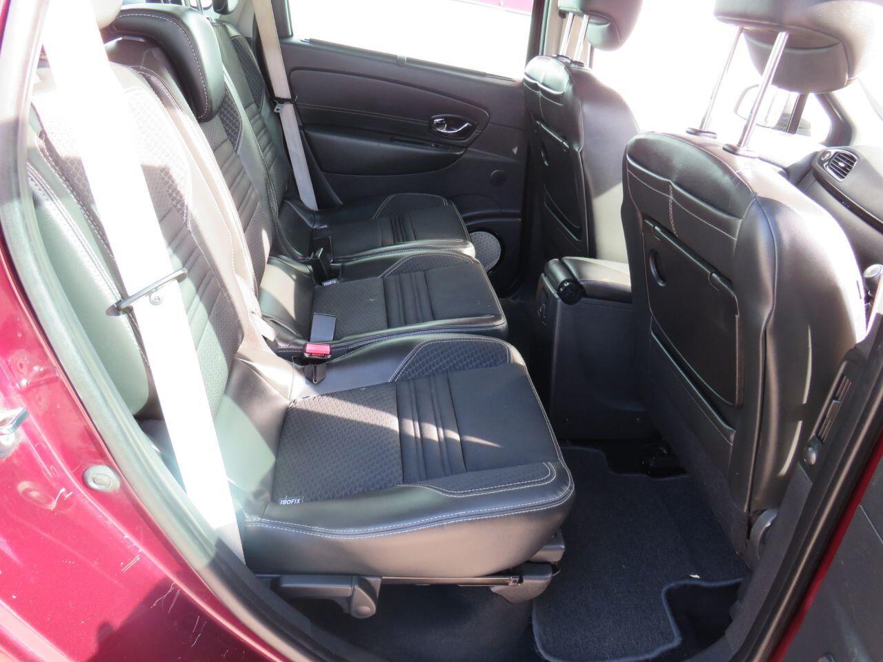 Renault Grand Scenic - Image 8