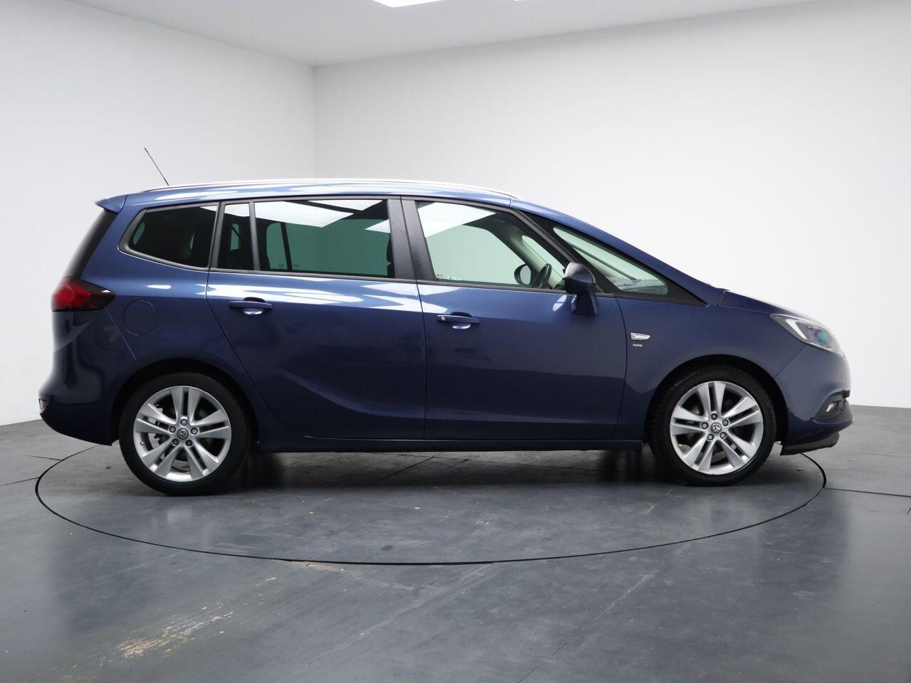Vauxhall Zafira Tourer - Image 14