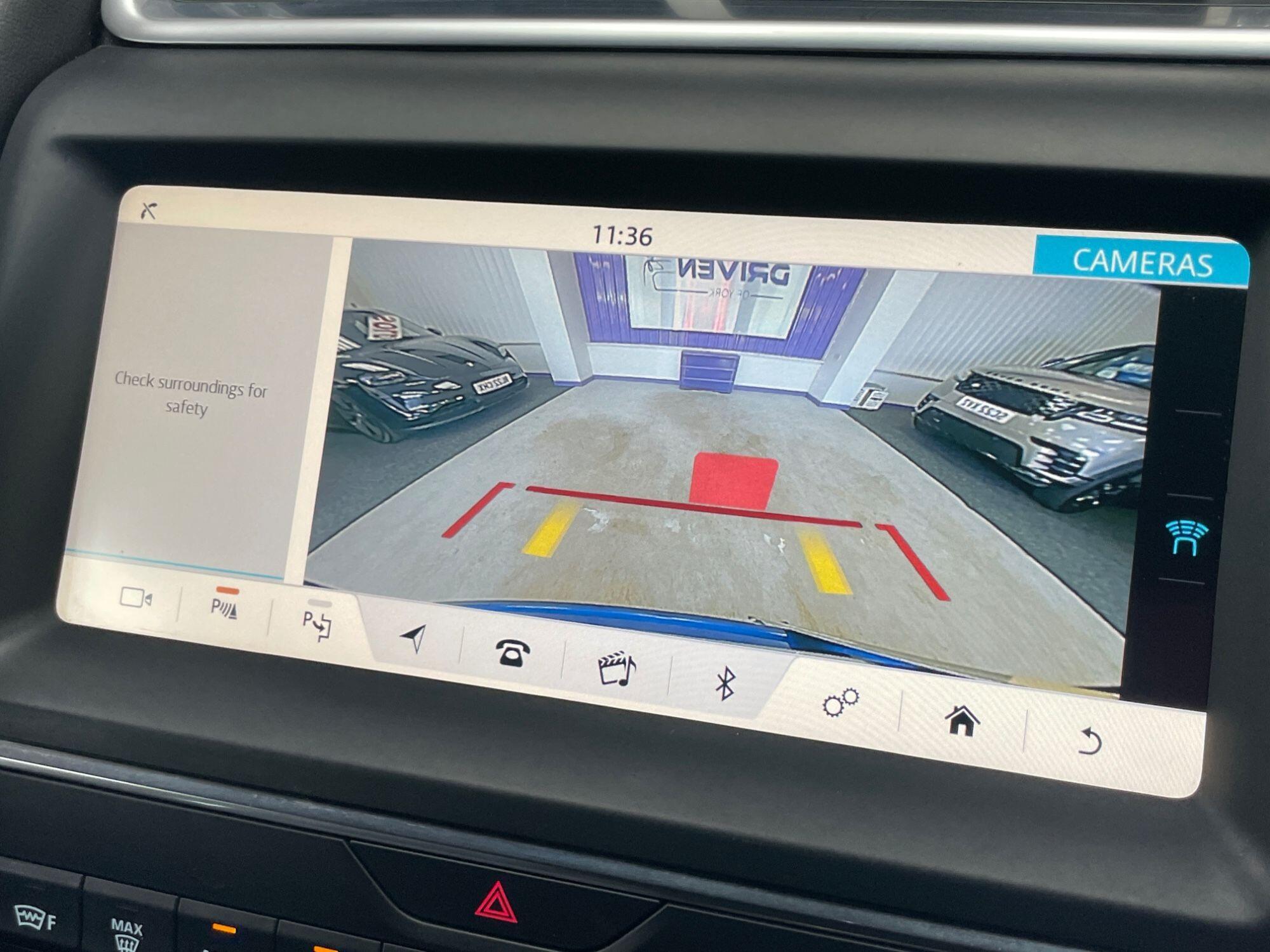 Jaguar E-Pace - Image 43