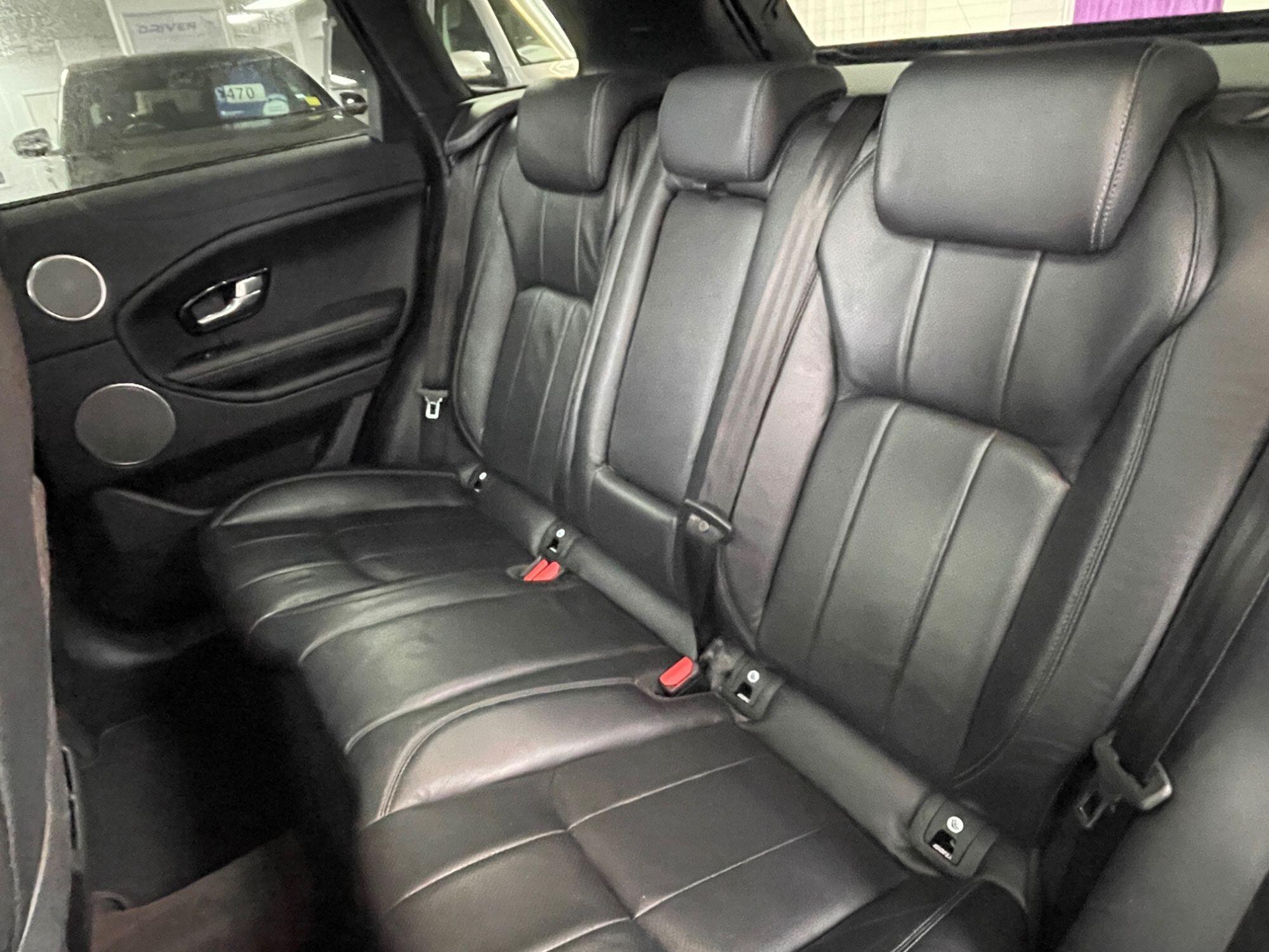 Land Rover Range Rover Evoque - Image 30