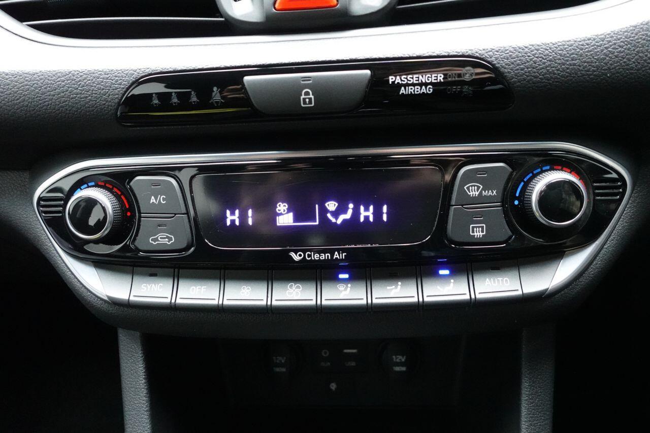 Hyundai i30 - Image 29