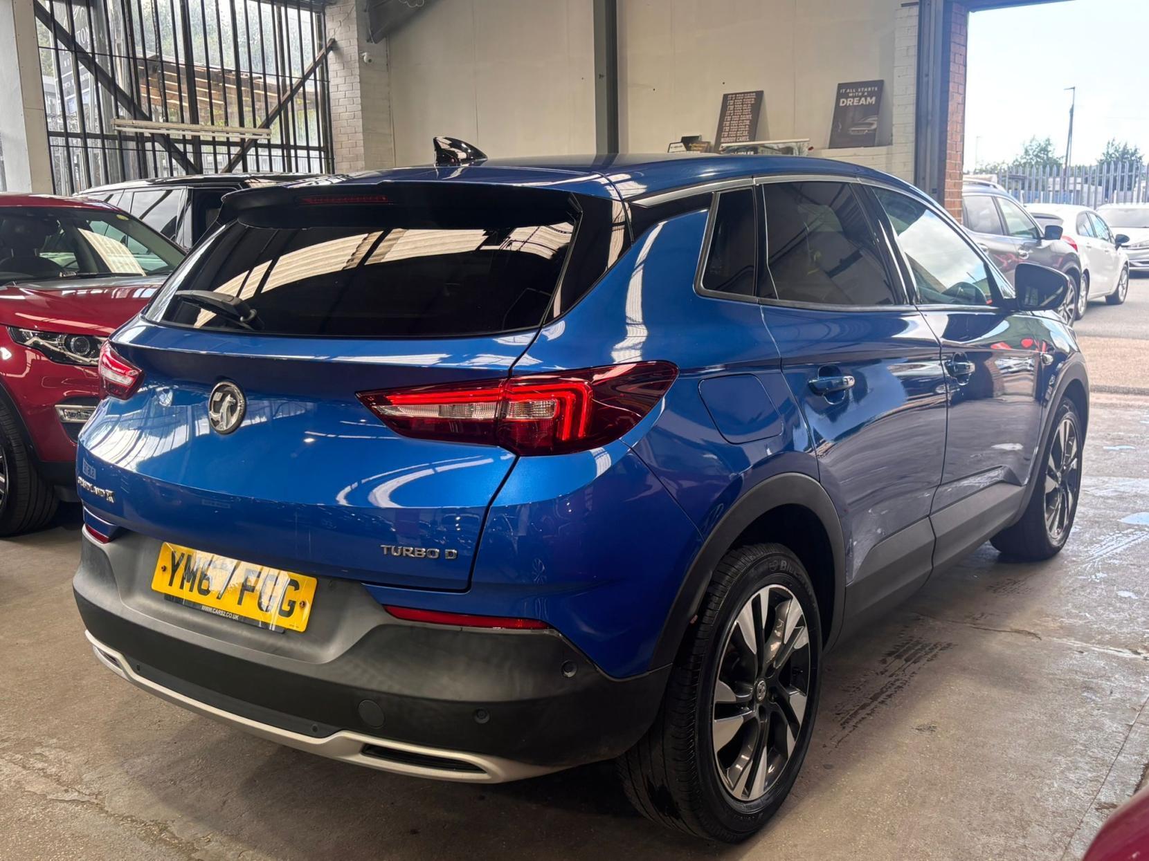 Vauxhall Grandland X - Image 9