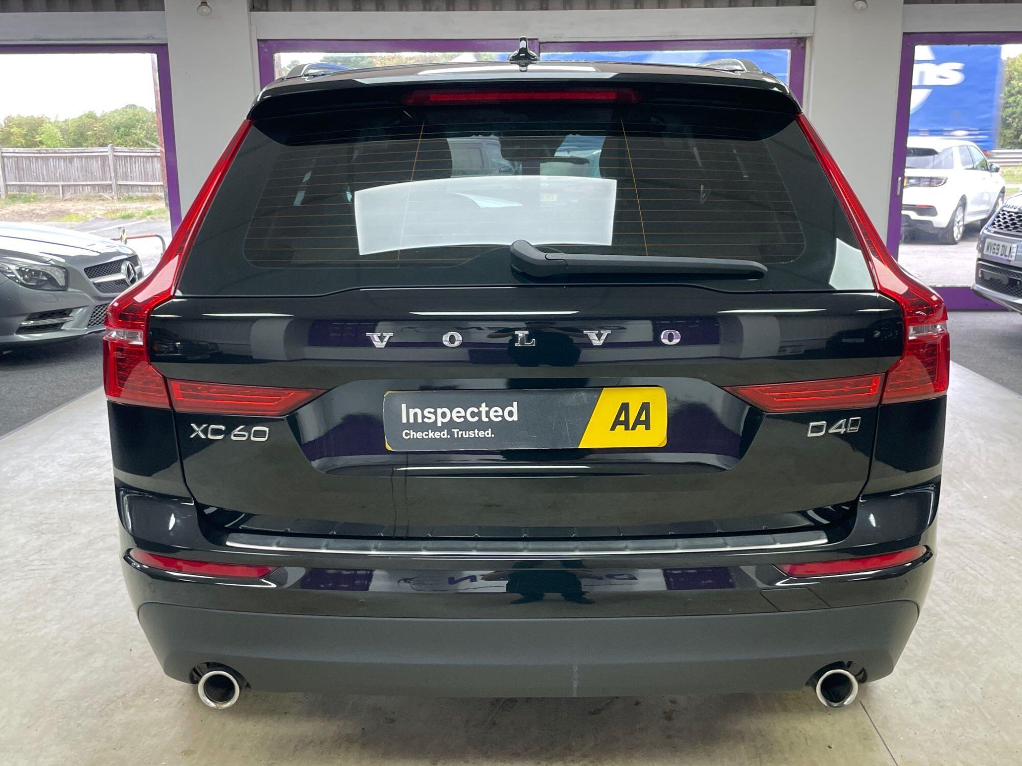 Volvo XC60 - Image 10