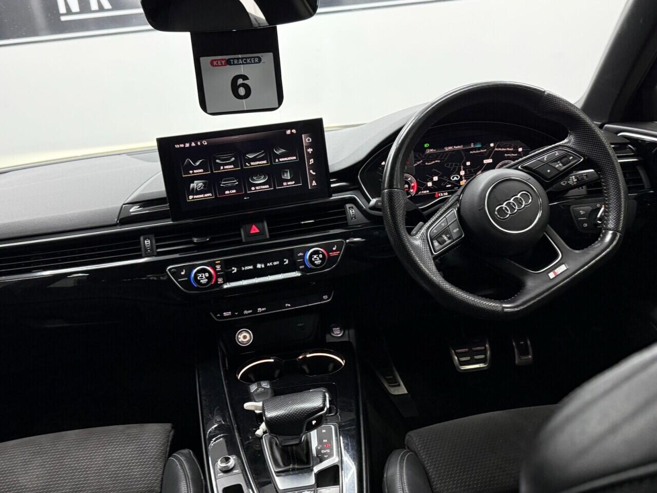 Audi A4 - Image 28