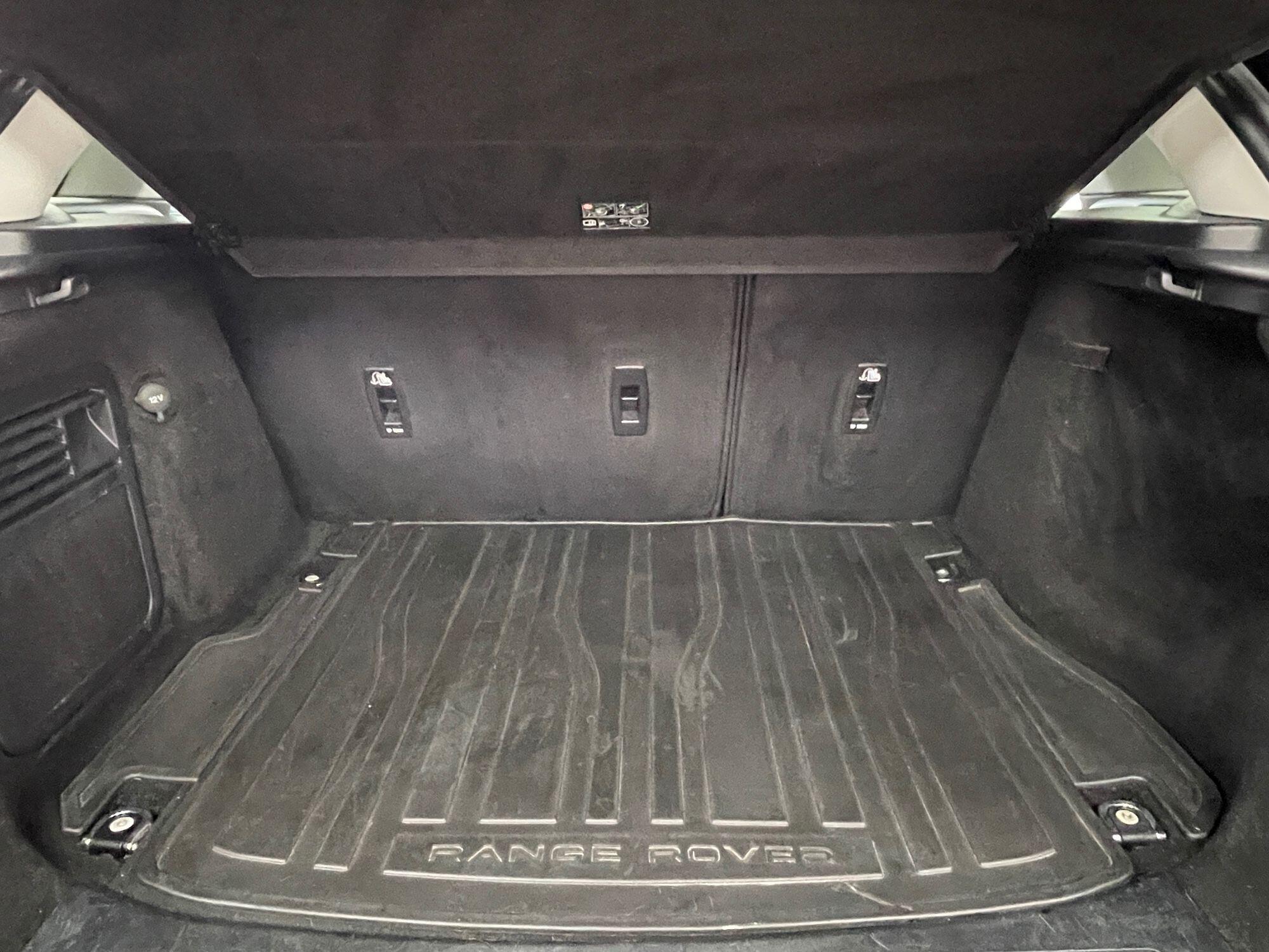 Land Rover Range Rover Evoque - Image 18