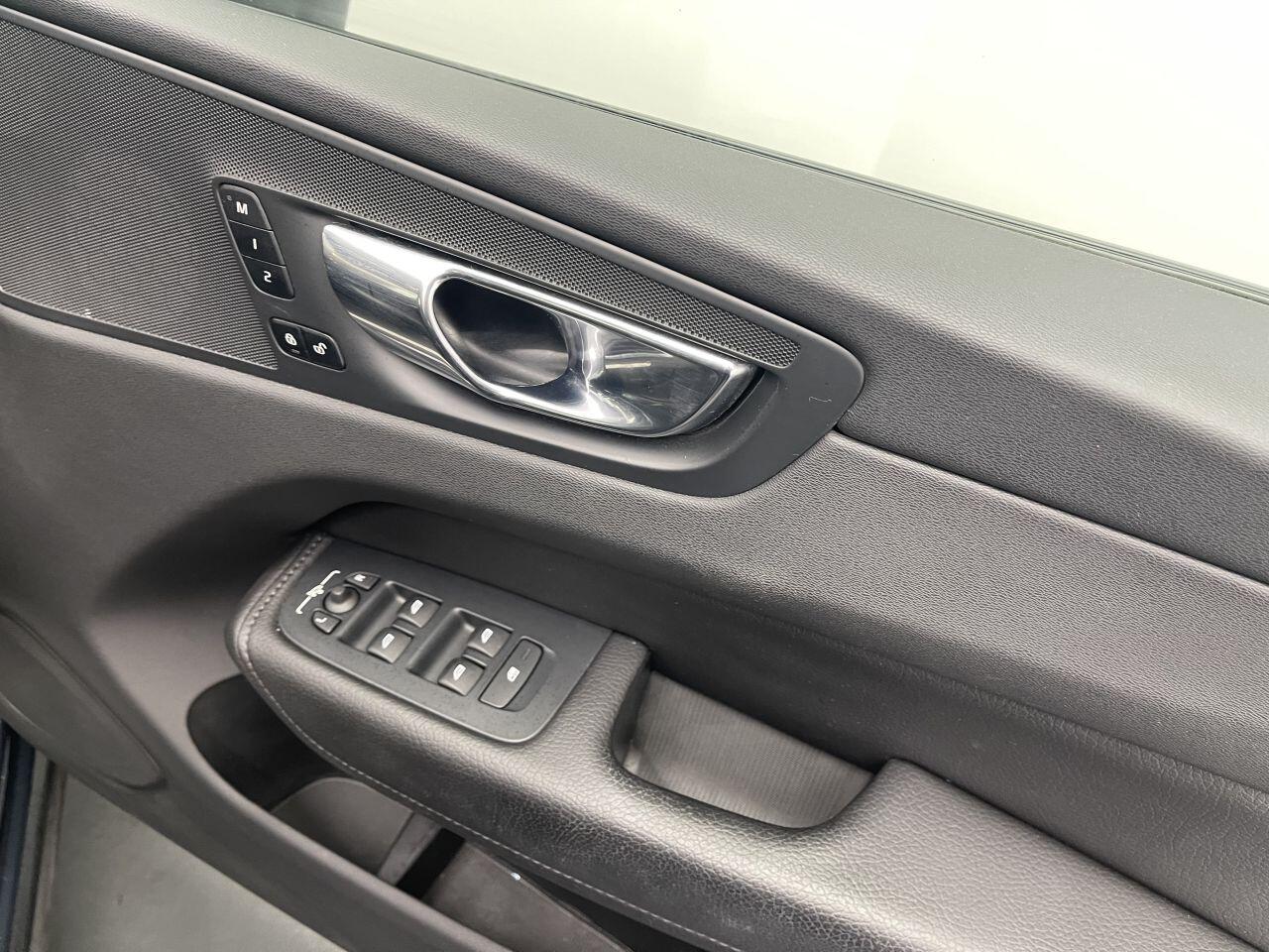 Volvo XC60 - Image 26