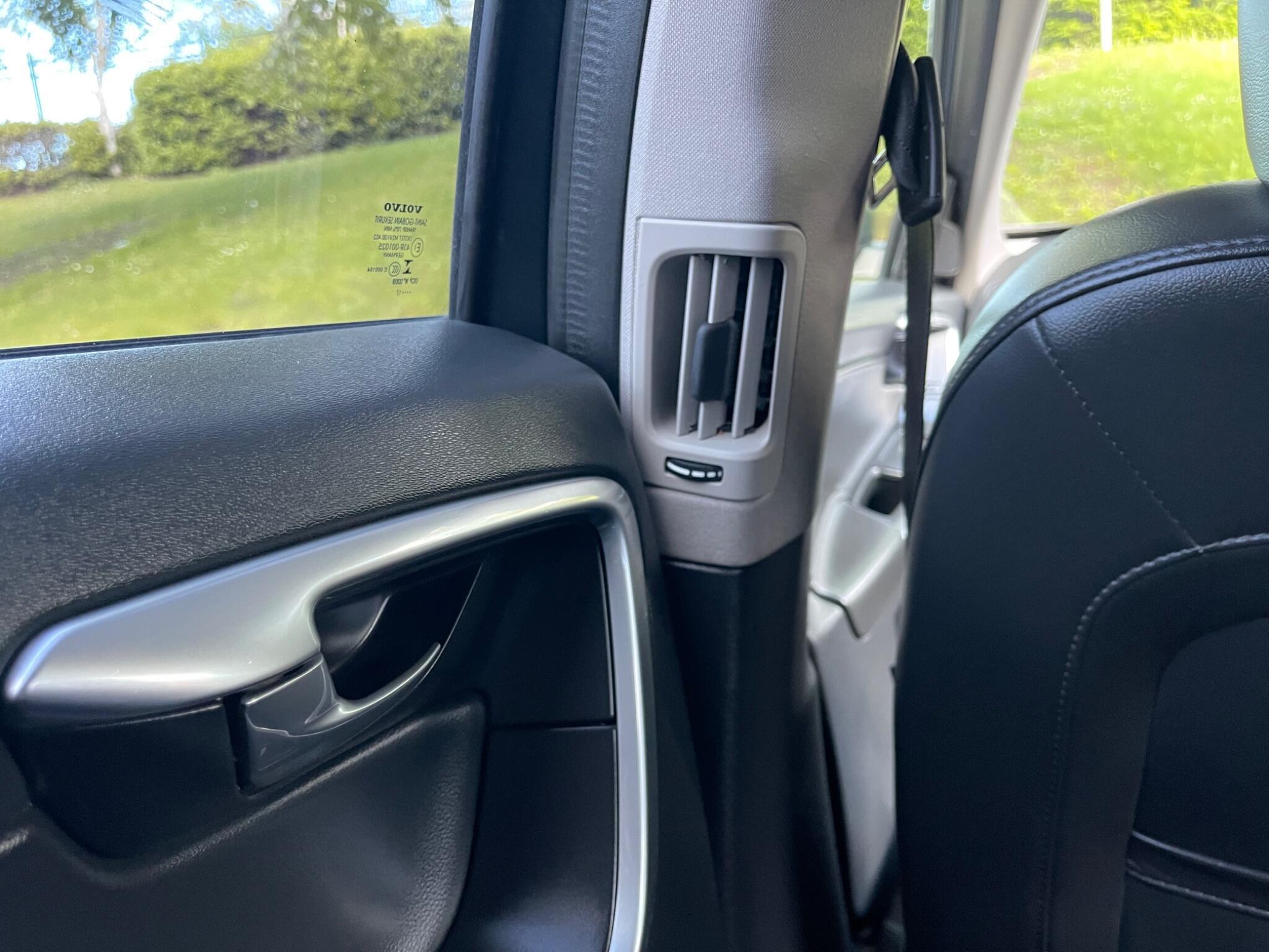 Volvo XC60 - Image 68
