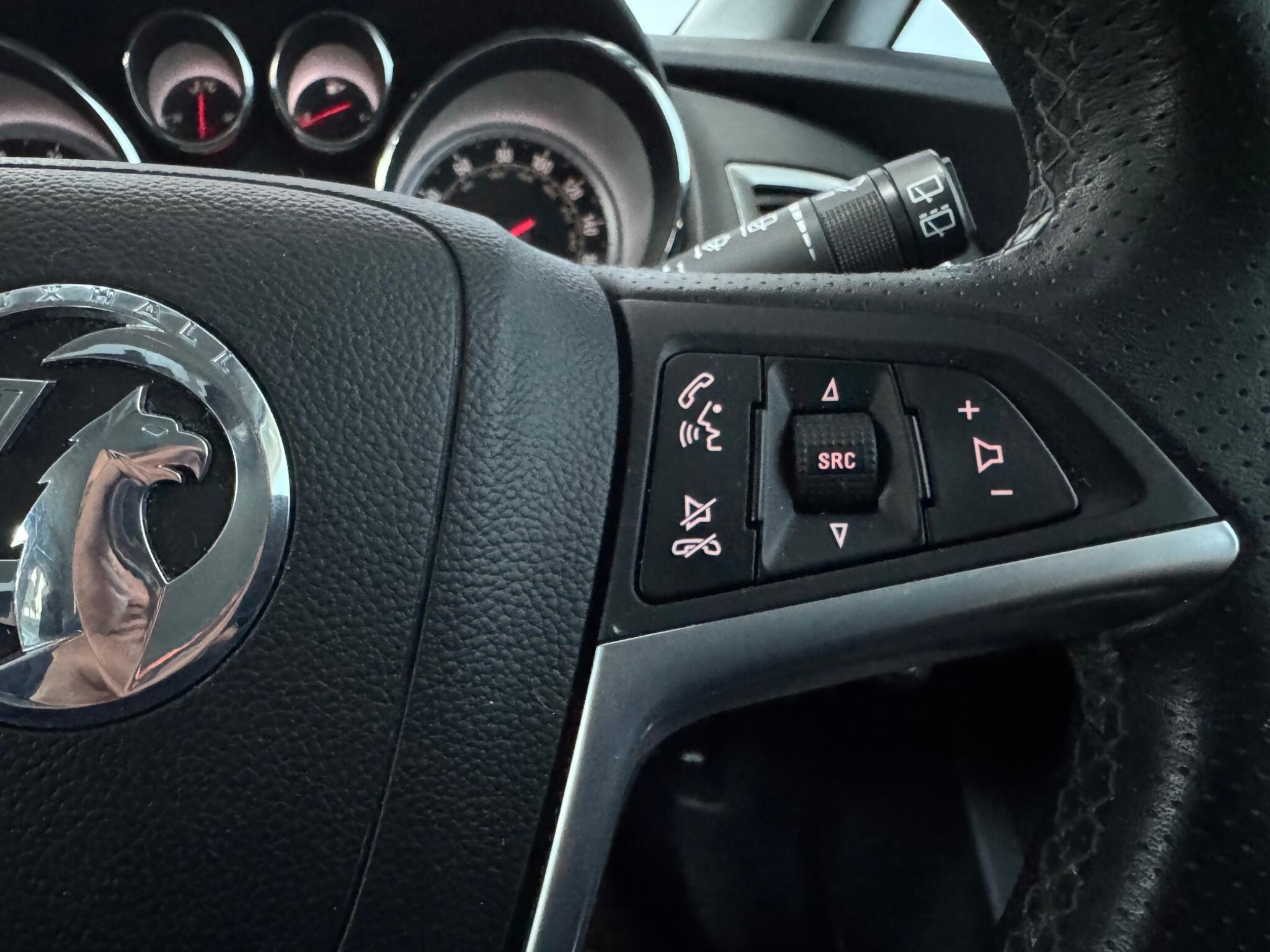 Vauxhall Astra - Image 18