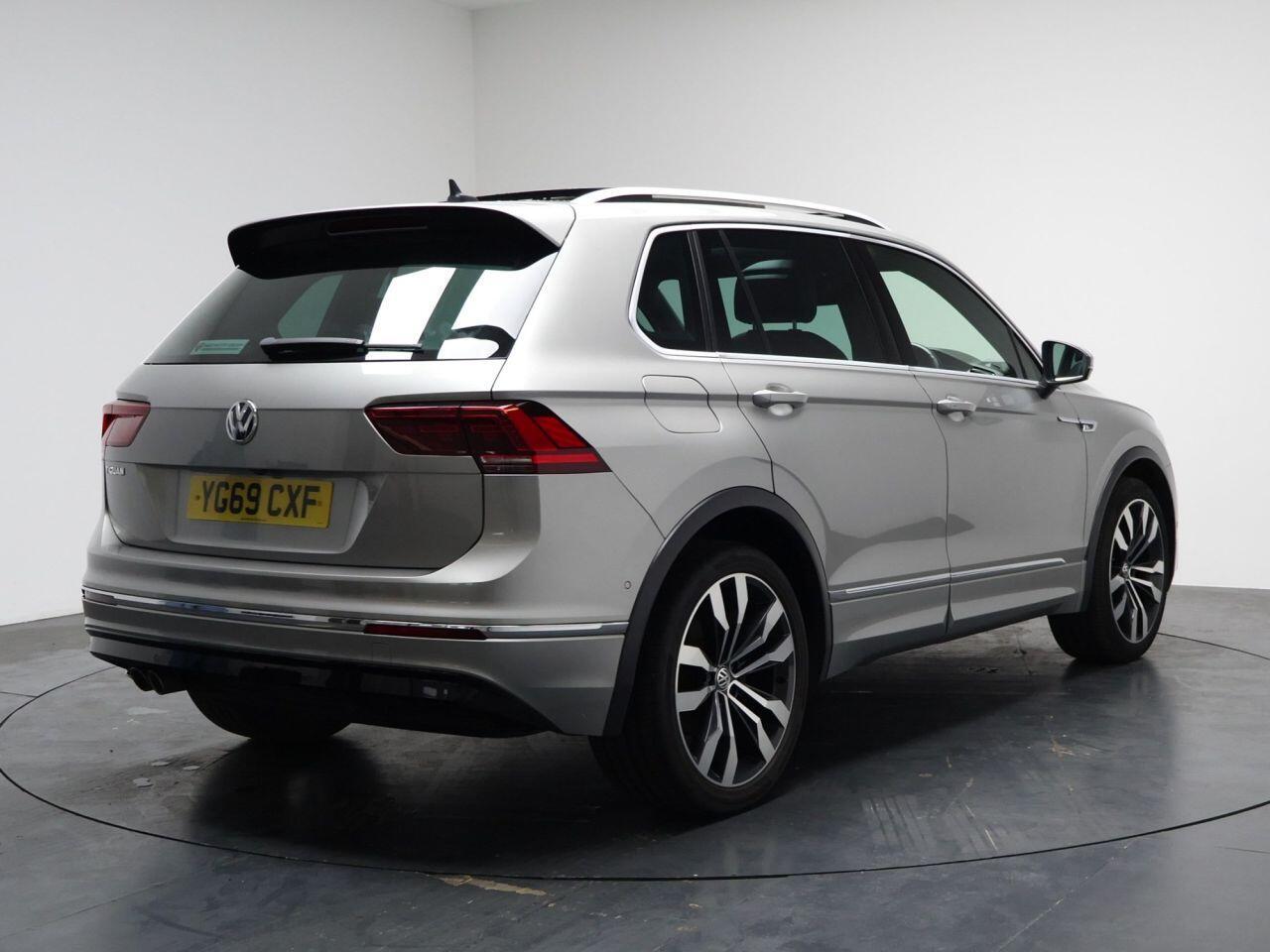 Volkswagen Tiguan - Image 9