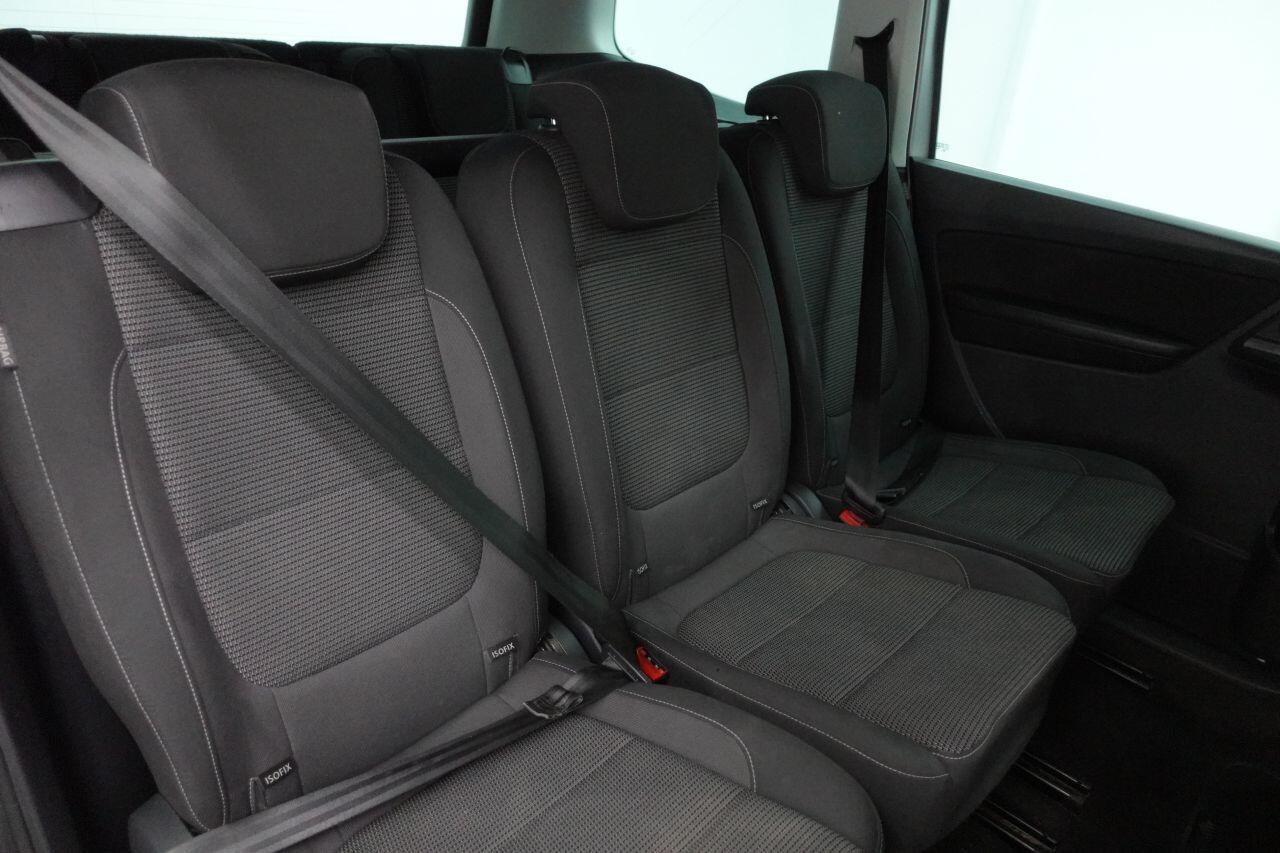 Volkswagen Sharan - Image 17