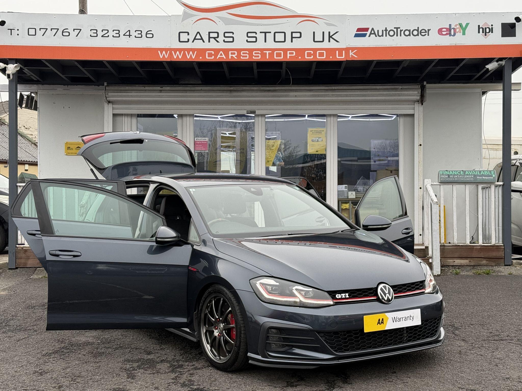 Volkswagen Golf - Image 23