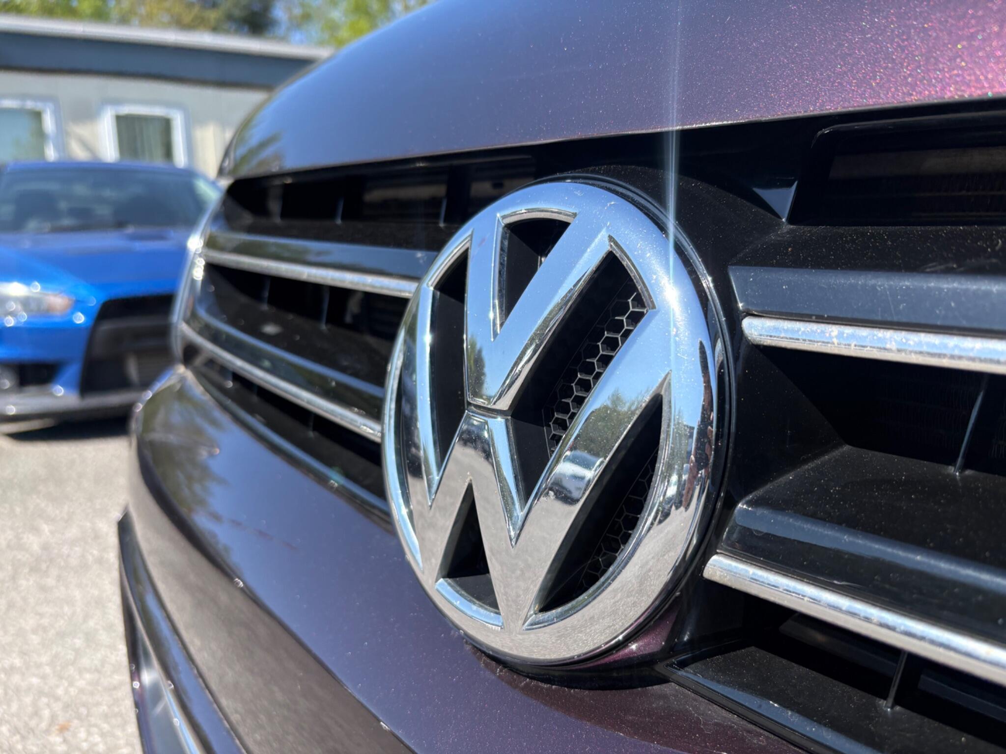 Volkswagen CARAVELLE - Image 9