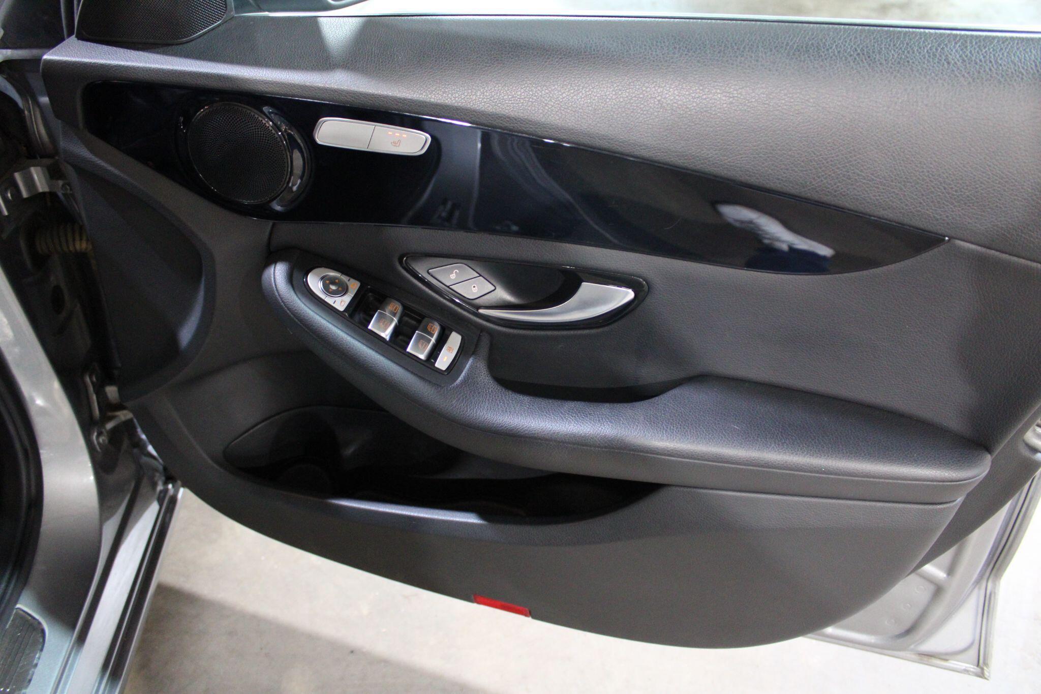 Mercedes C Class - Image 18