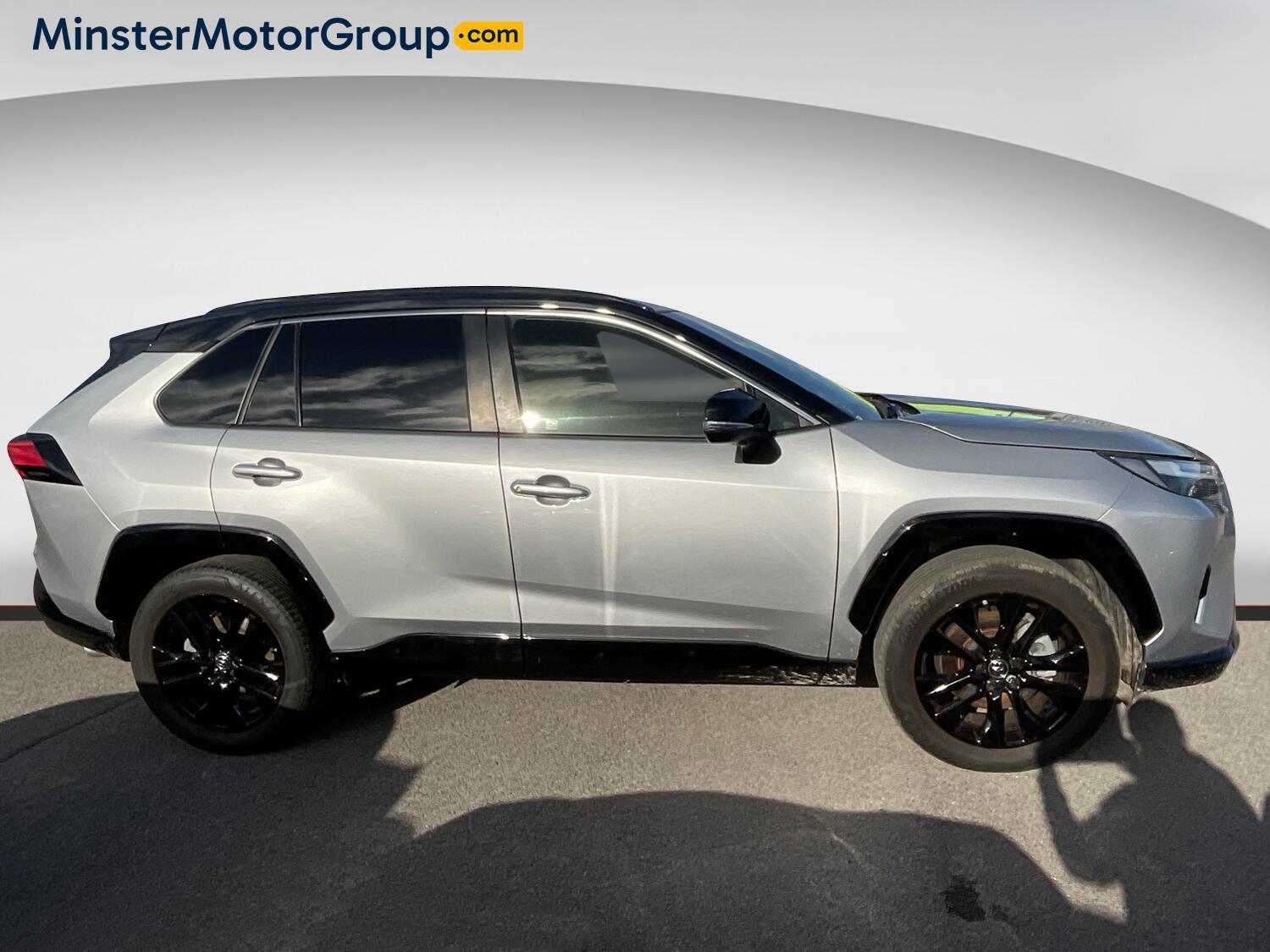 Toyota RAV4 - Image 2