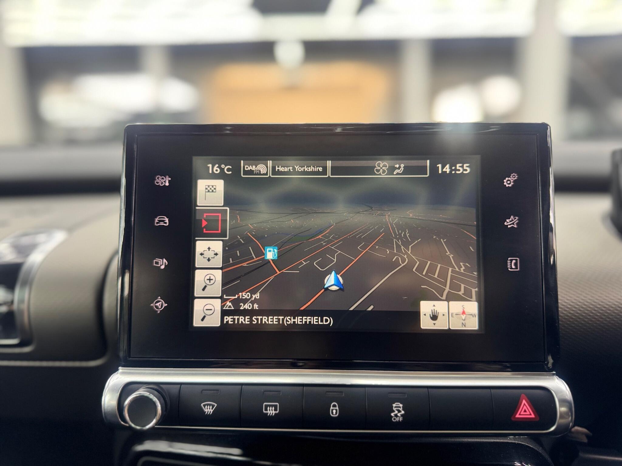 Citroen C4 Cactus - Image 32