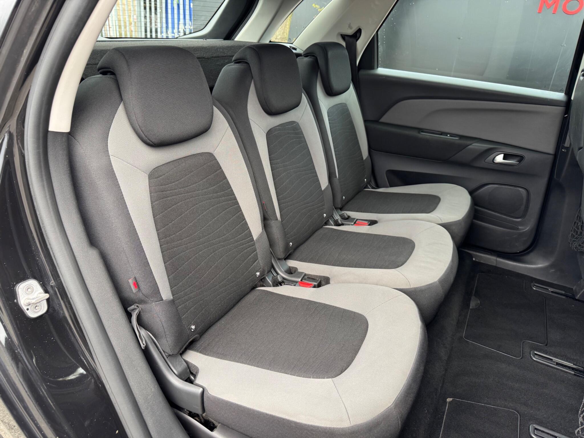 Citroen C4 Picasso - Image 19