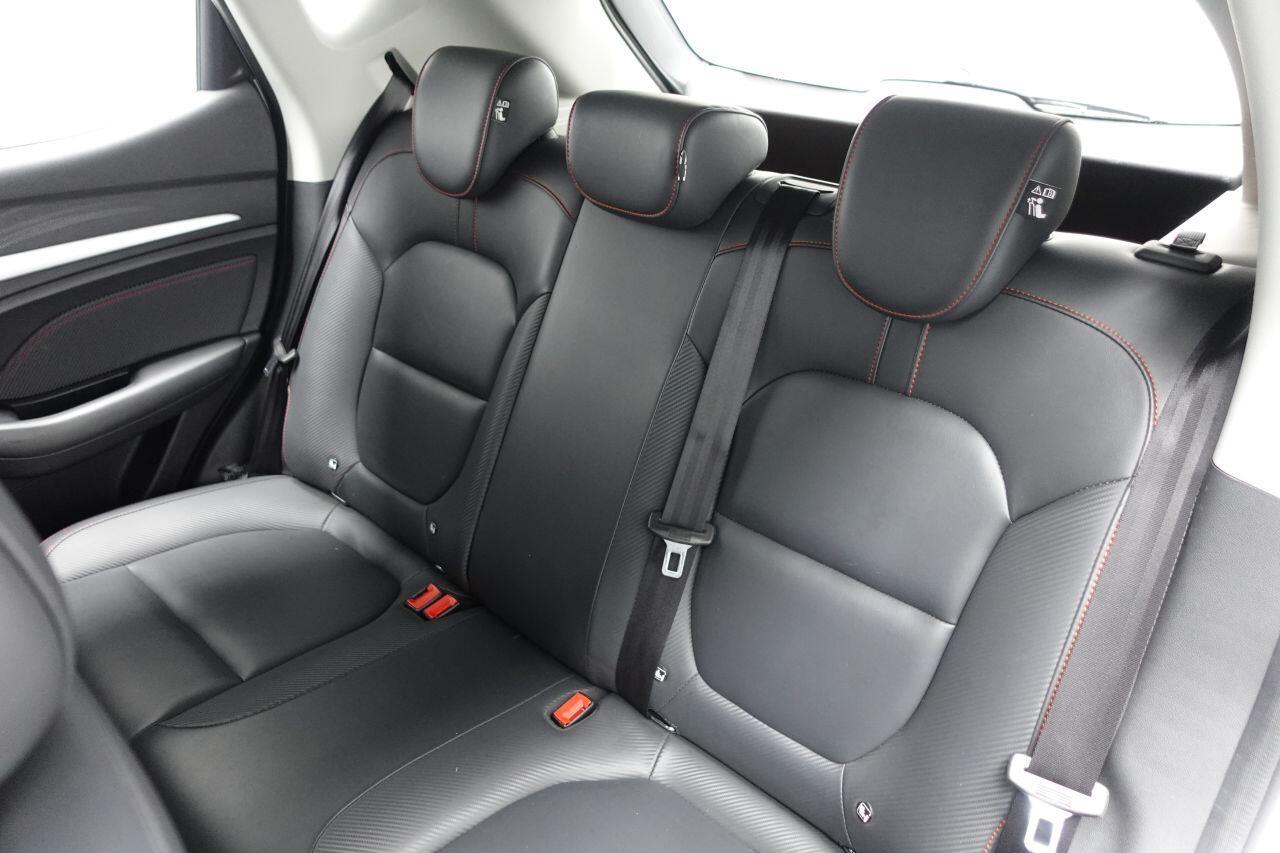 MG MG ZS - Image 20