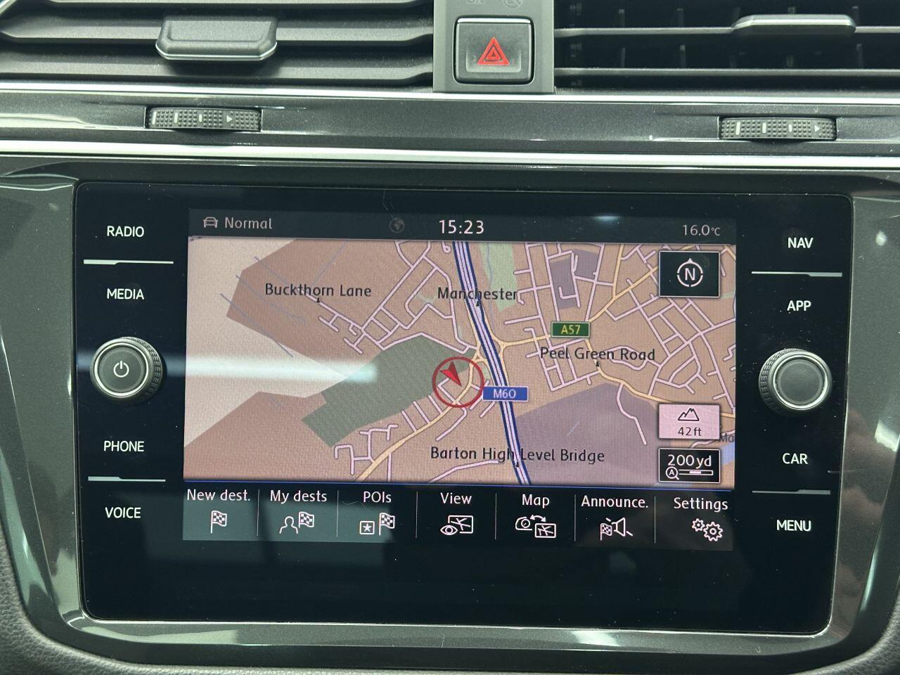 Volkswagen Tiguan - Image 3