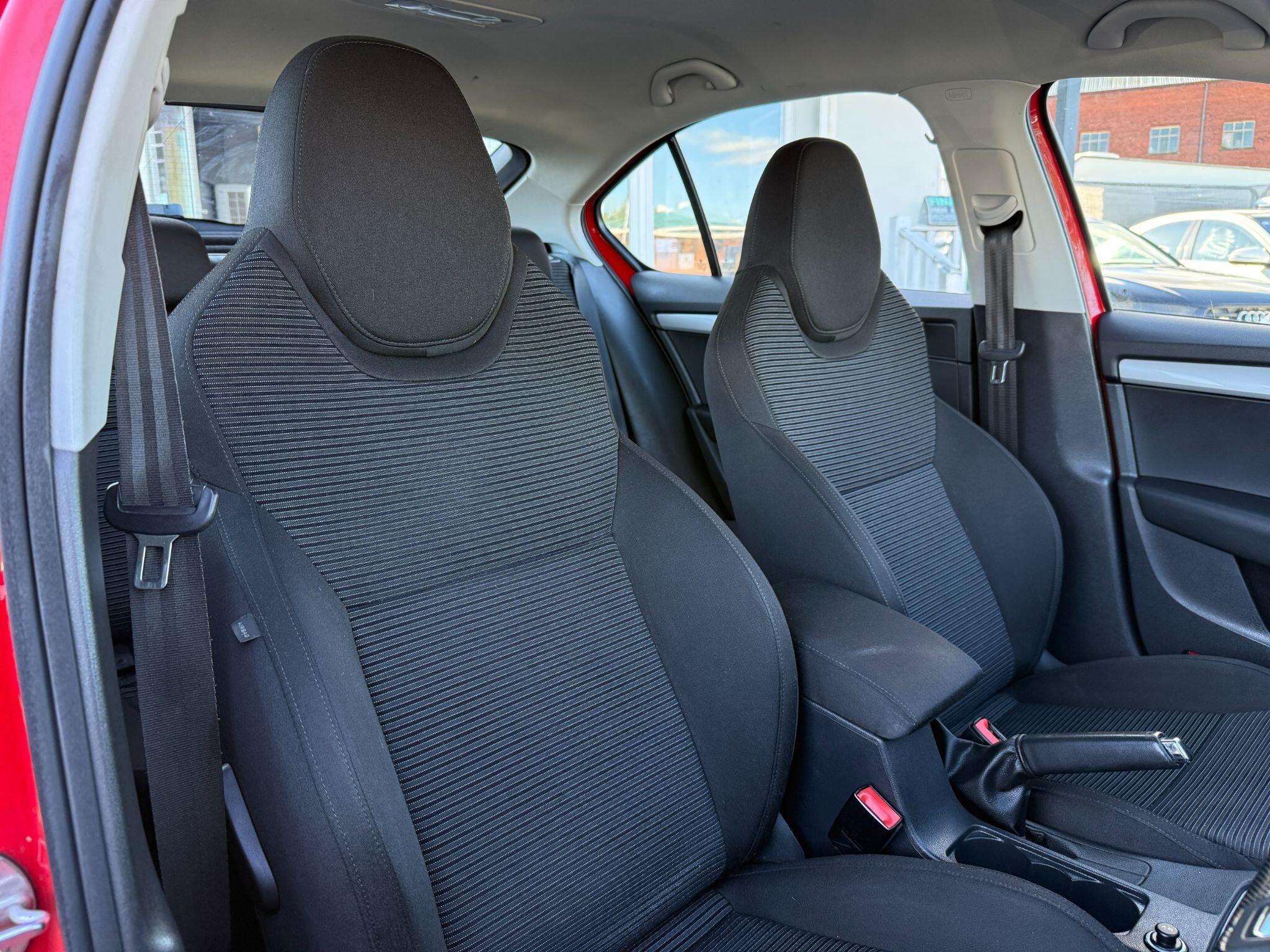Skoda Octavia - Image 25