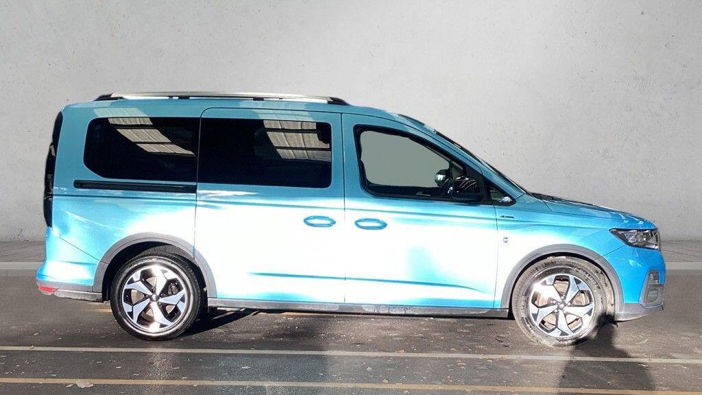 Ford Tourneo Connect - Image 8