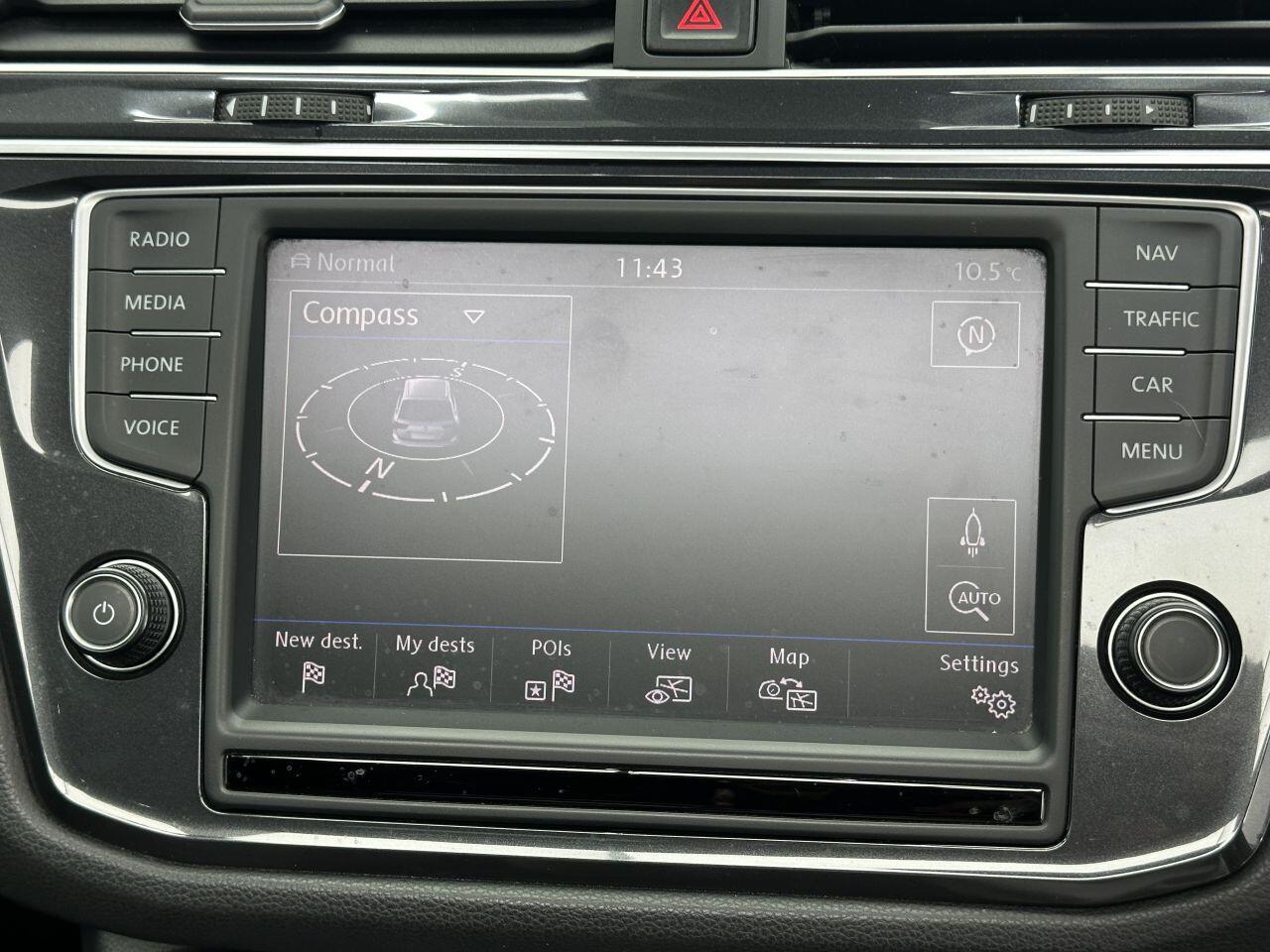 Volkswagen Tiguan - Image 21