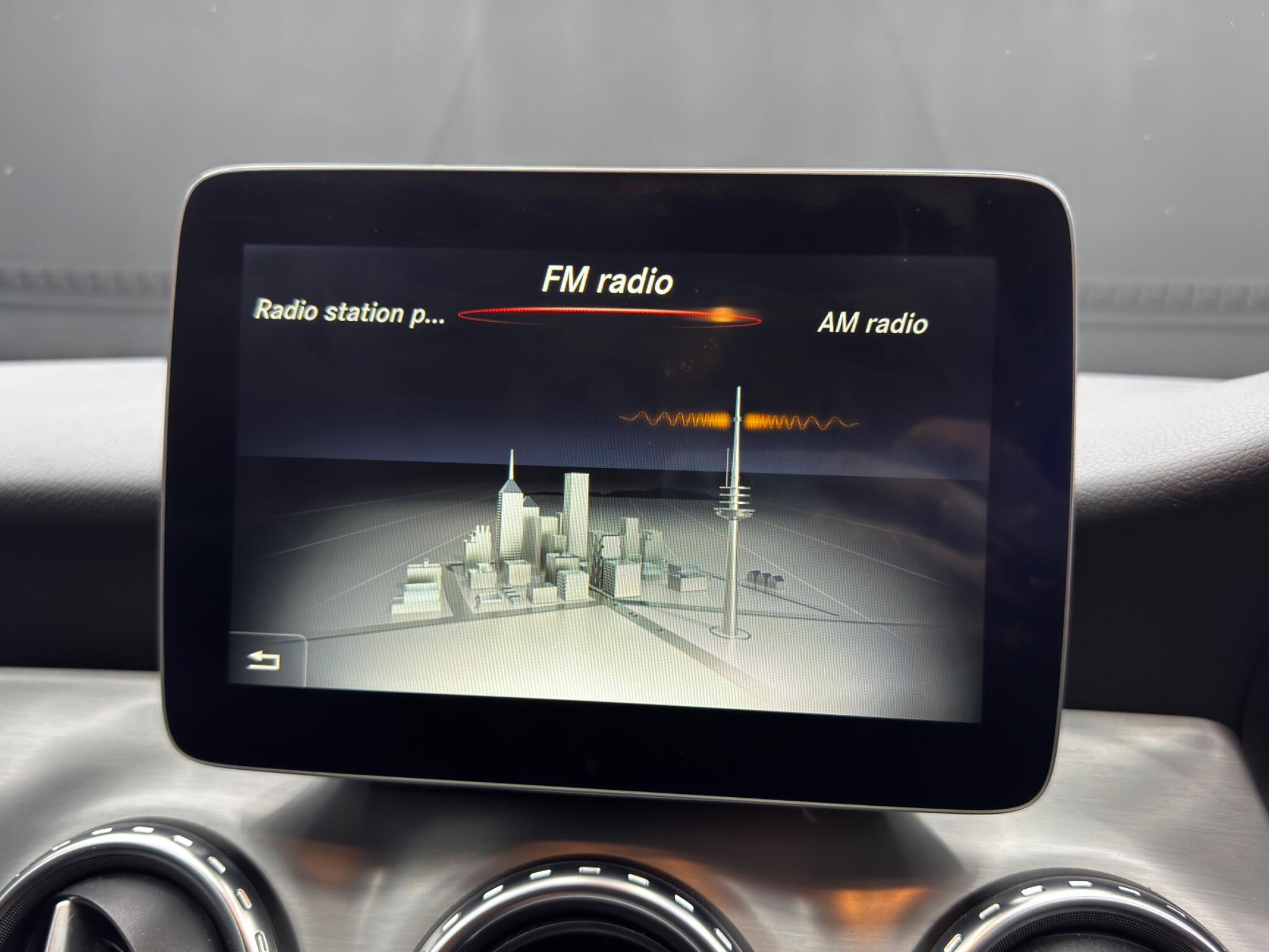 Mercedes GLA - Image 31