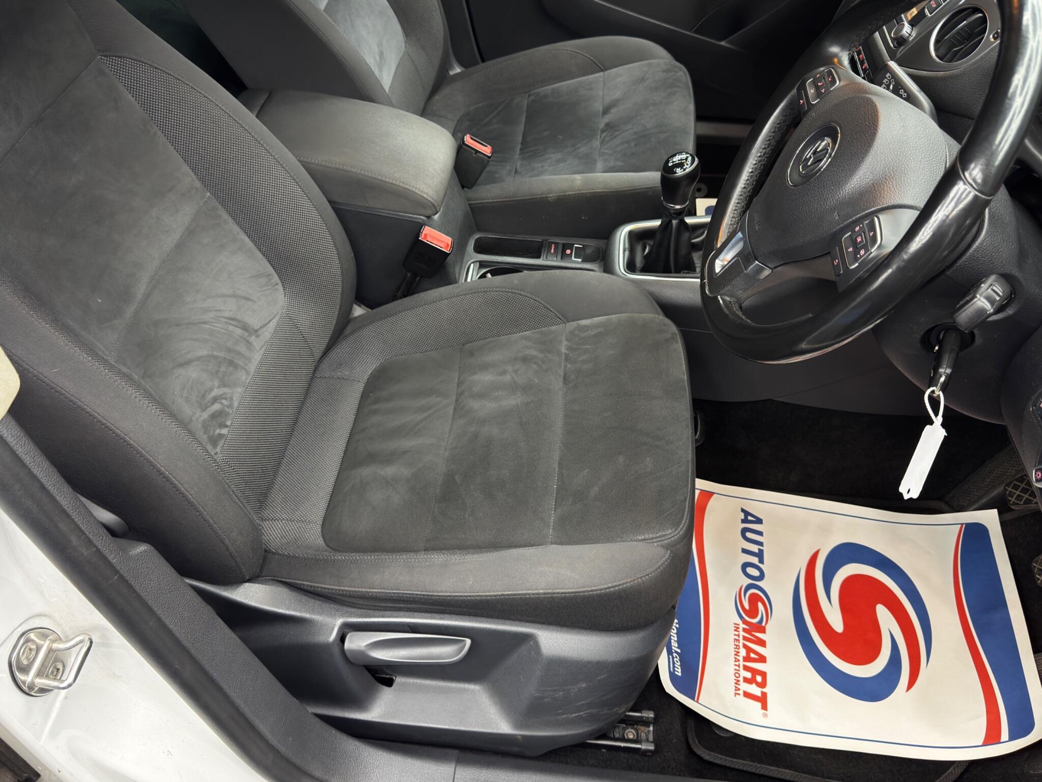 Volkswagen Tiguan - Image 13