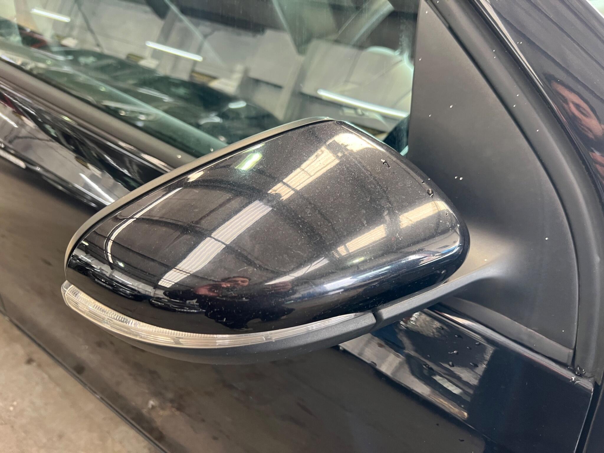 Volkswagen Golf - Image 25