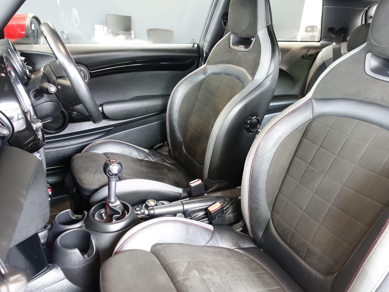 MINI Hatch - Image 12