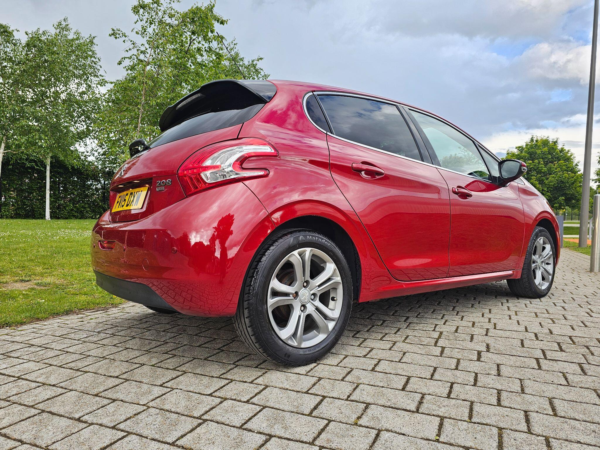 Peugeot 208 - Image 12