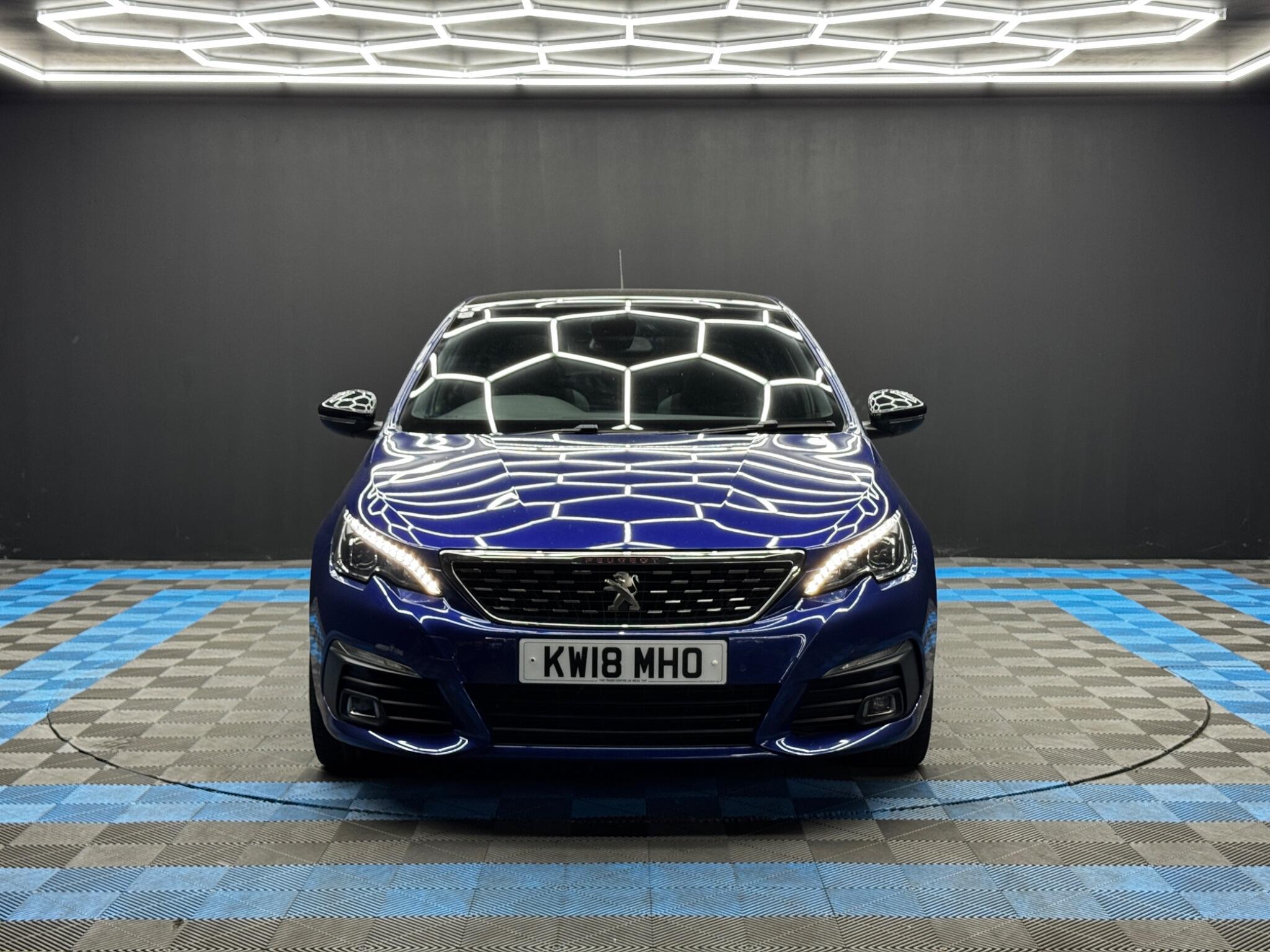 Peugeot 308 - Image 2