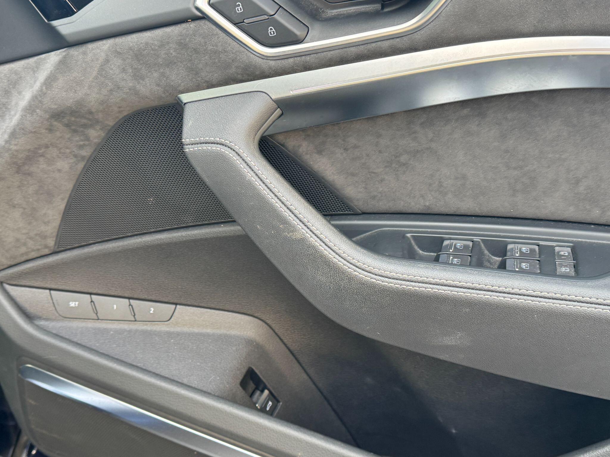 Audi E-Tron - Image 28