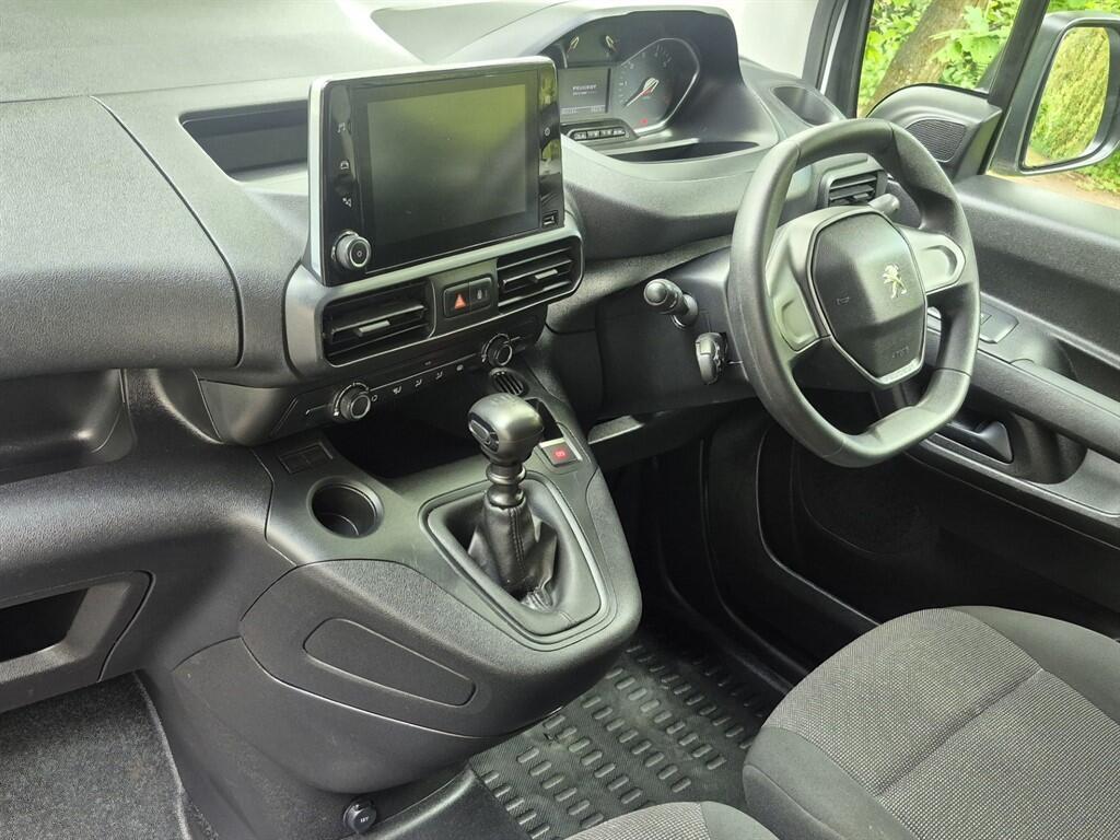 Peugeot Partner - Image 17