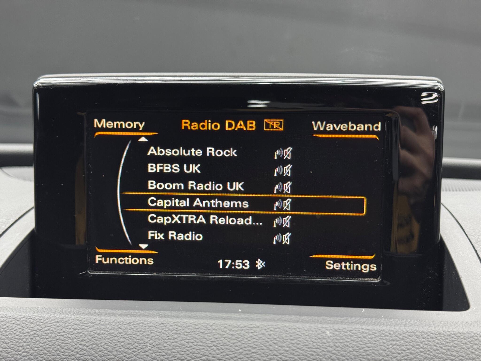 Audi Q3 - Image 29