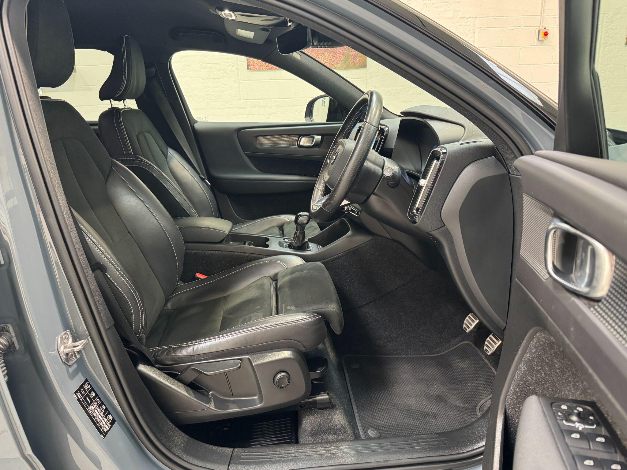 Volvo XC40 - Image 18